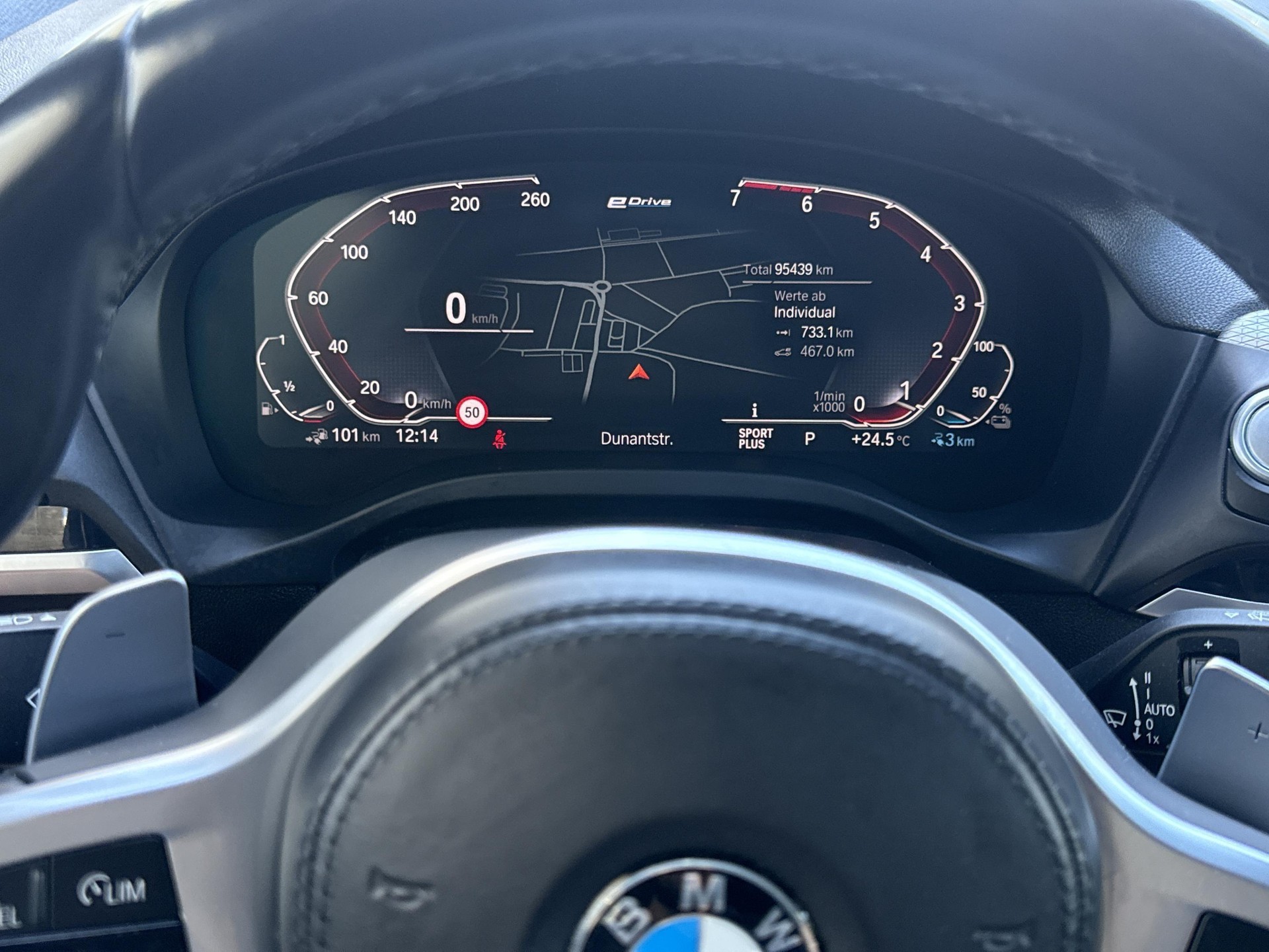 BMW X3 xDrive 30e M Sport-image-13