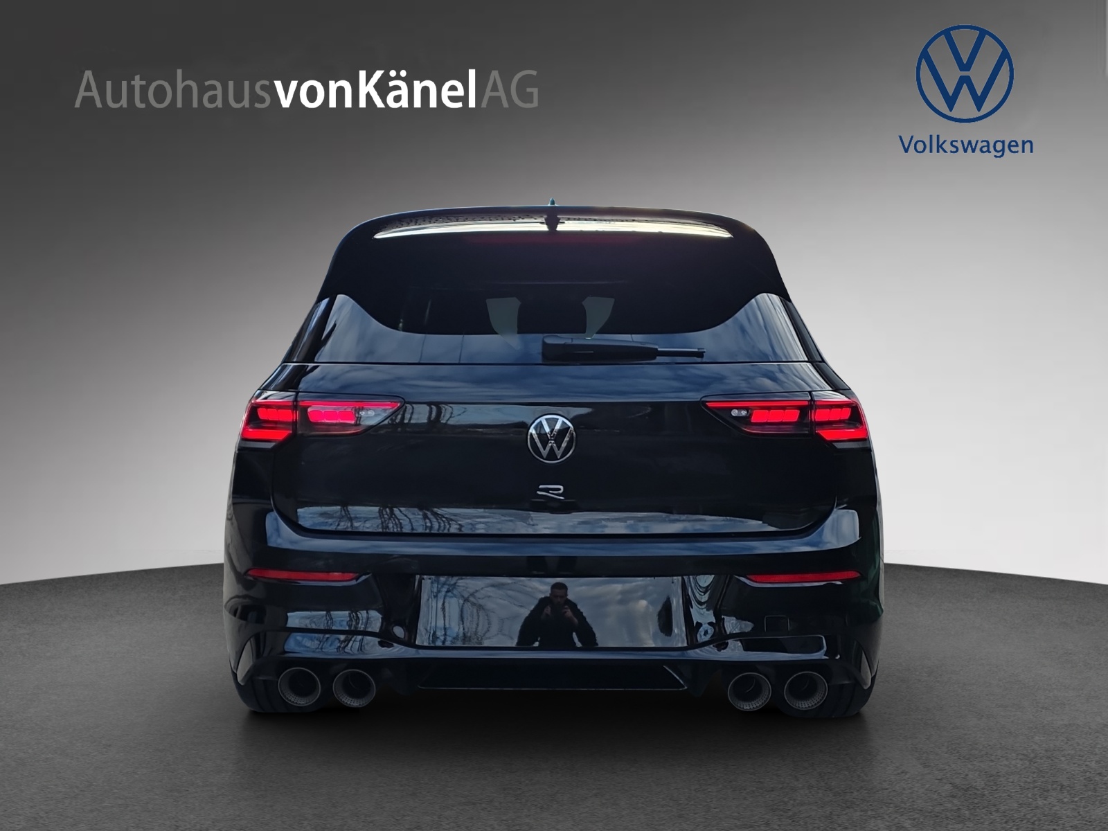 VW Golf 2.0 TSI R DSG 4 Motion-image-4