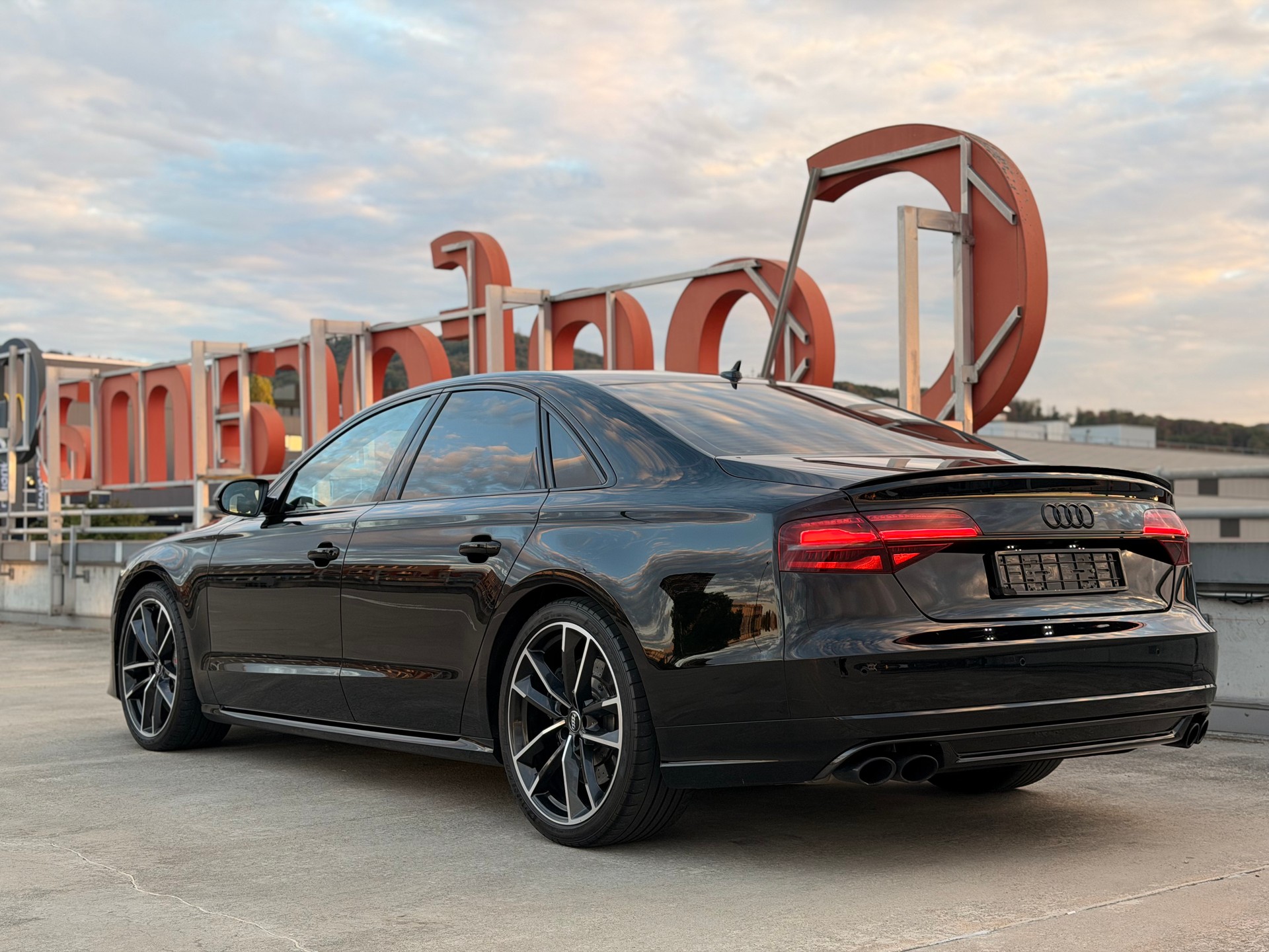 AUDI S8 4.0 TFSI V8 Plus Quattro Tiptronic-image-6
