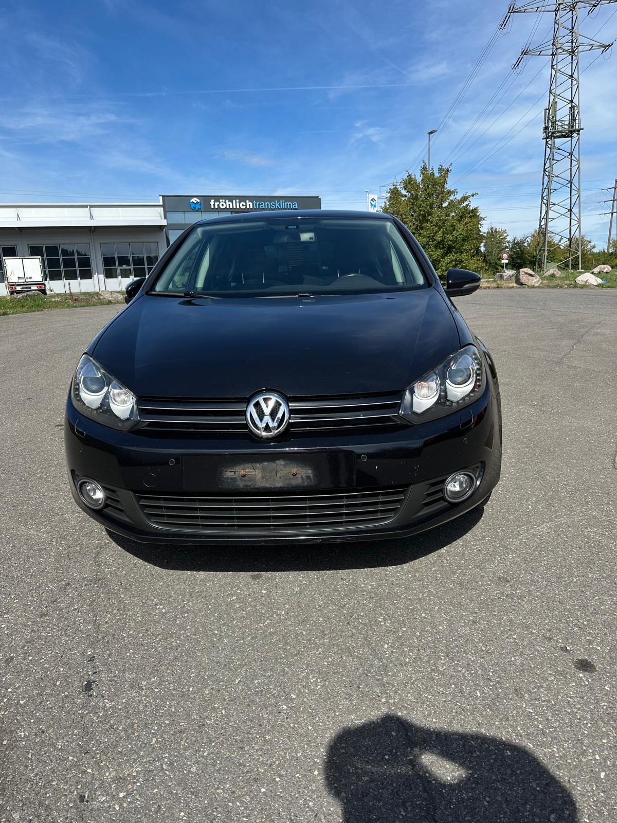 VW Golf 2.0 TDI BlueMotion Technology Highline DSG-image-5