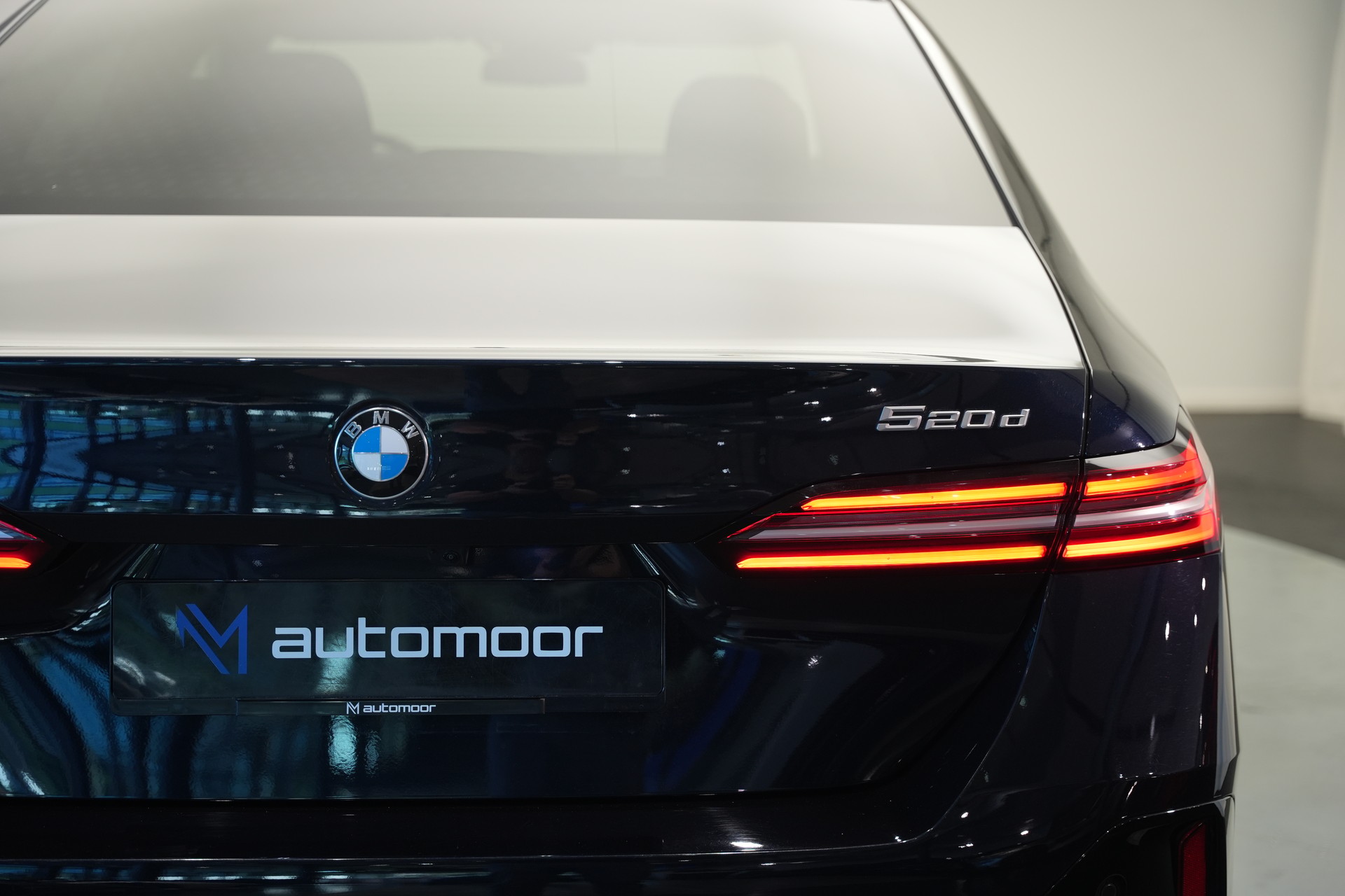 BMW 520d xDrive 48V M Sport Steptronic *Carbon* *Harman/Kardon* *Werksgarantie*-image-43