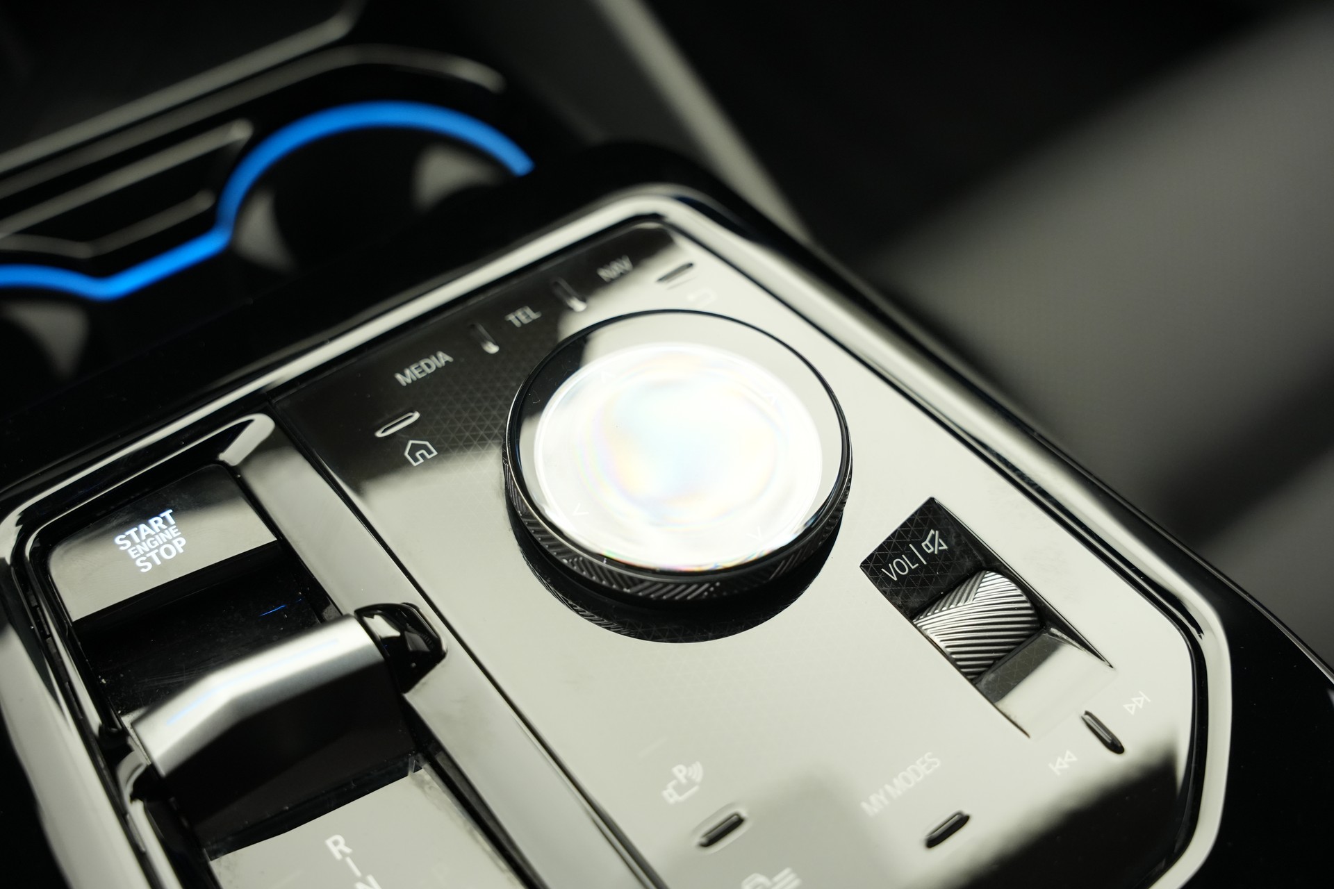 BMW 520d xDrive 48V M Sport Steptronic *Carbon* *Harman/Kardon* *Werksgarantie*-image-40