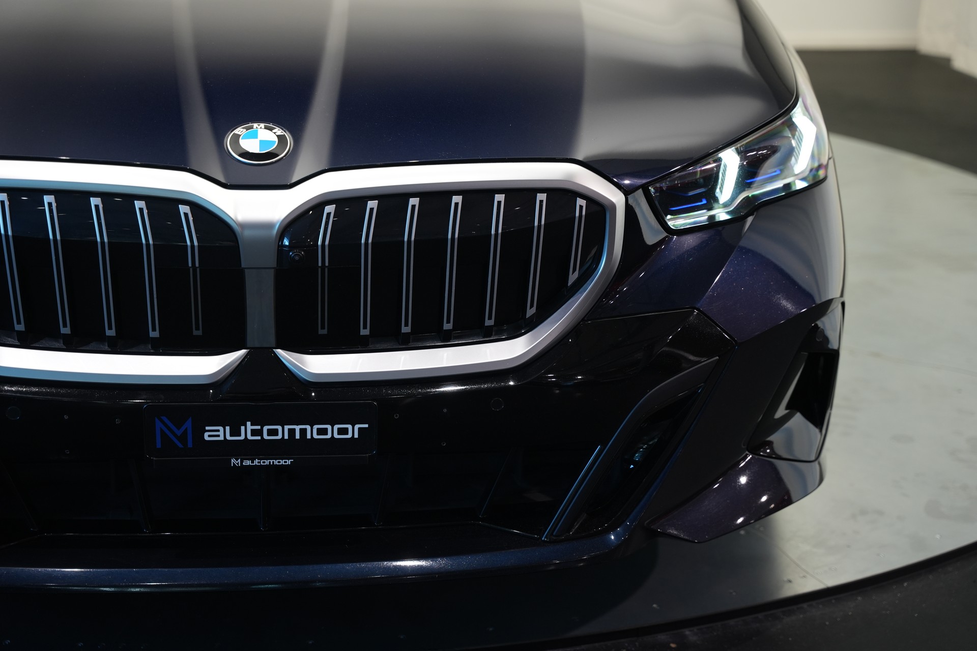 BMW 520d xDrive 48V M Sport Steptronic *Carbon* *Harman/Kardon* *Werksgarantie*-image-50