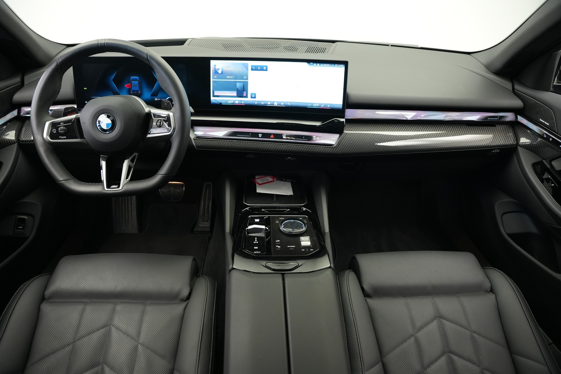 BMW 520d xDrive 48V M Sport Steptronic *Carbon* *Harman/Kardon* *Werksgarantie*-image-9