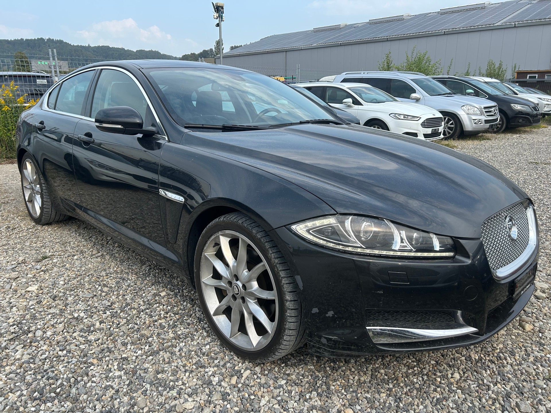 JAGUAR XF 3.0 V6 S/C Premium Luxury 4x4-image-2