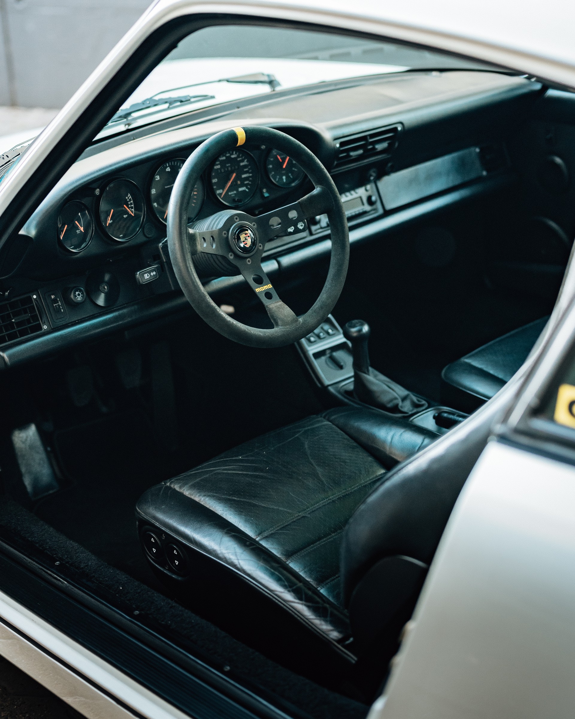PORSCHE Carrera 2-image-10