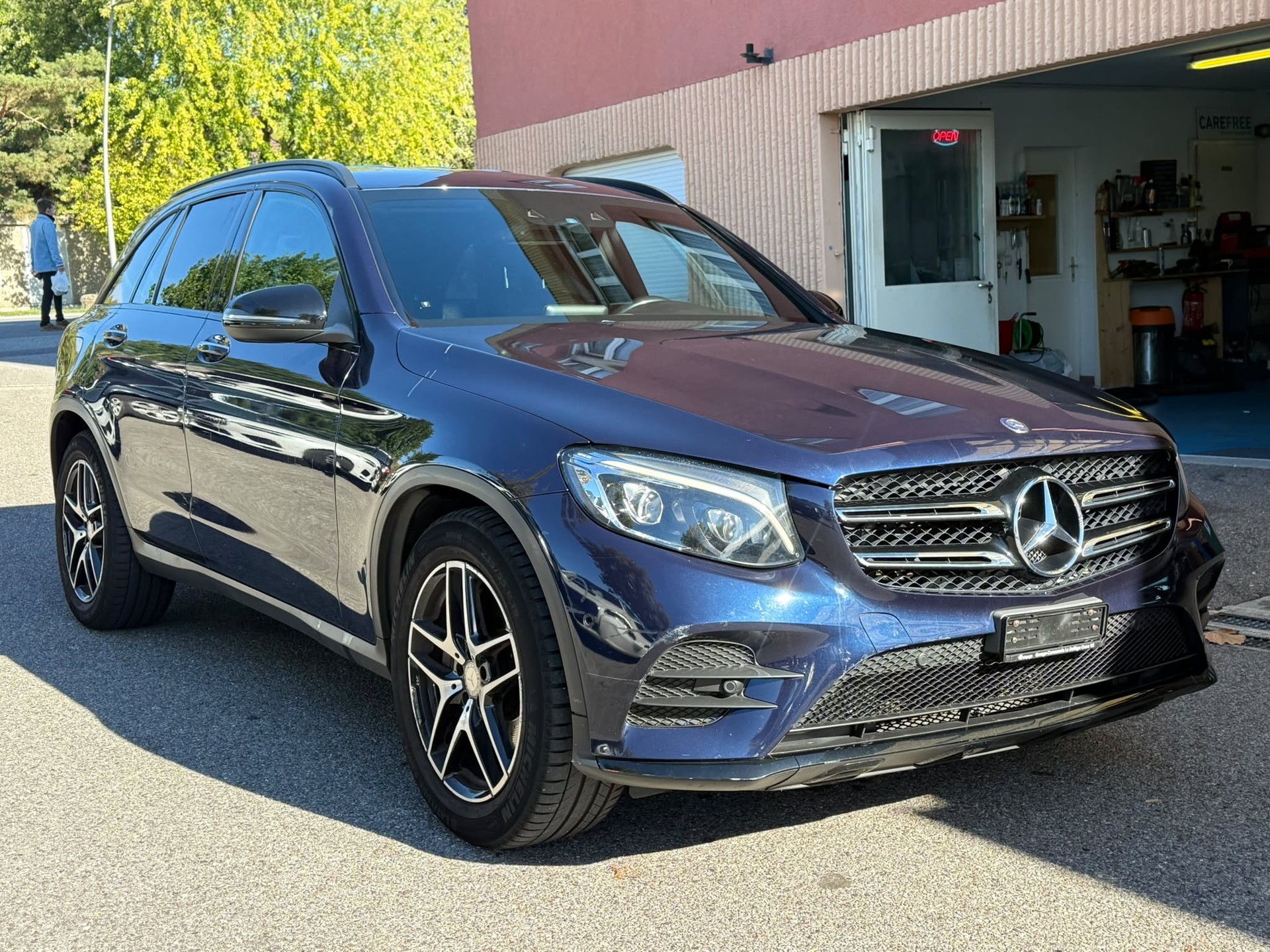 MERCEDES-BENZ GLC 250 4Matic 9G-Tronic-image-1