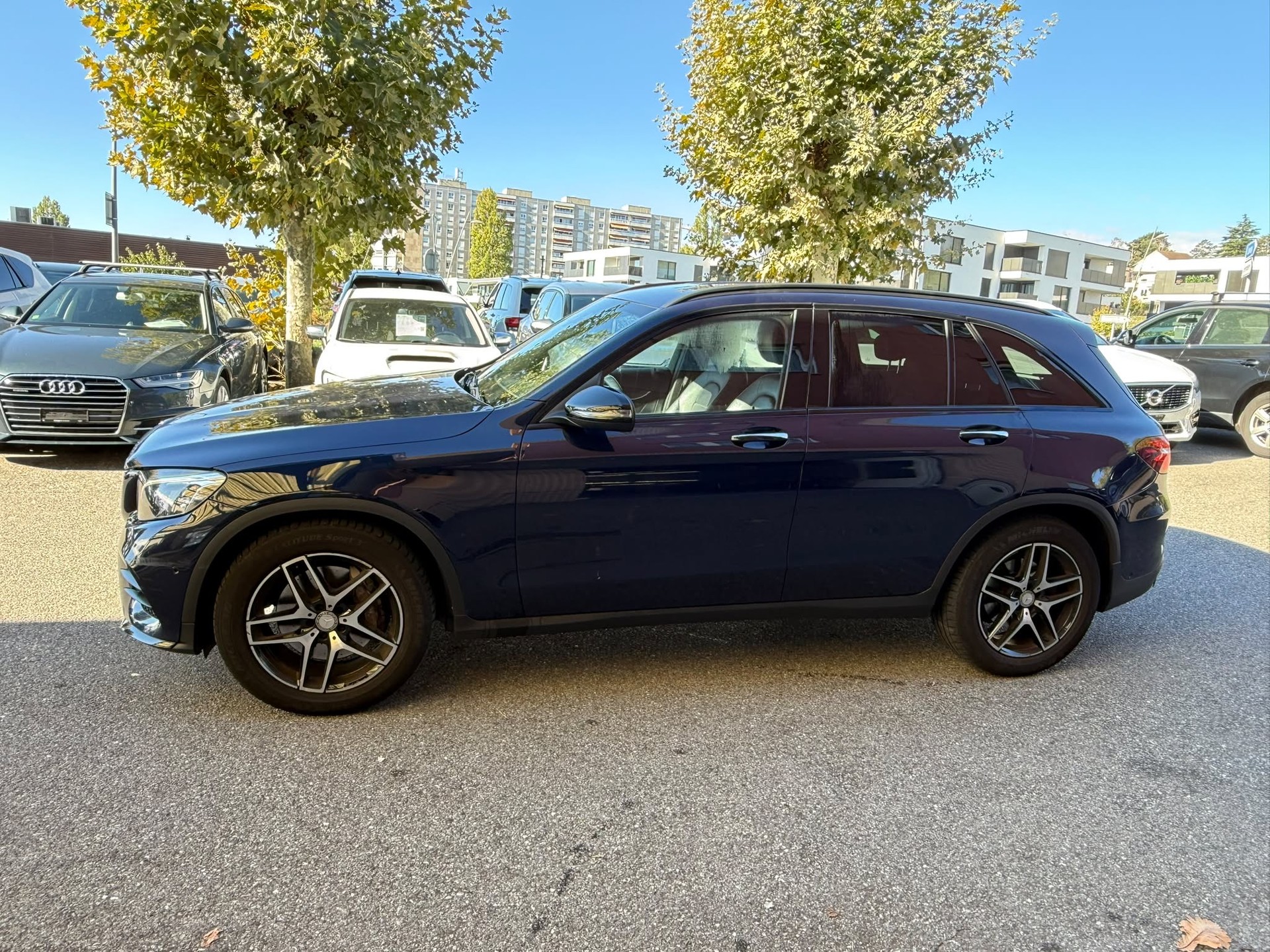 MERCEDES-BENZ GLC 250 4Matic 9G-Tronic-image-2
