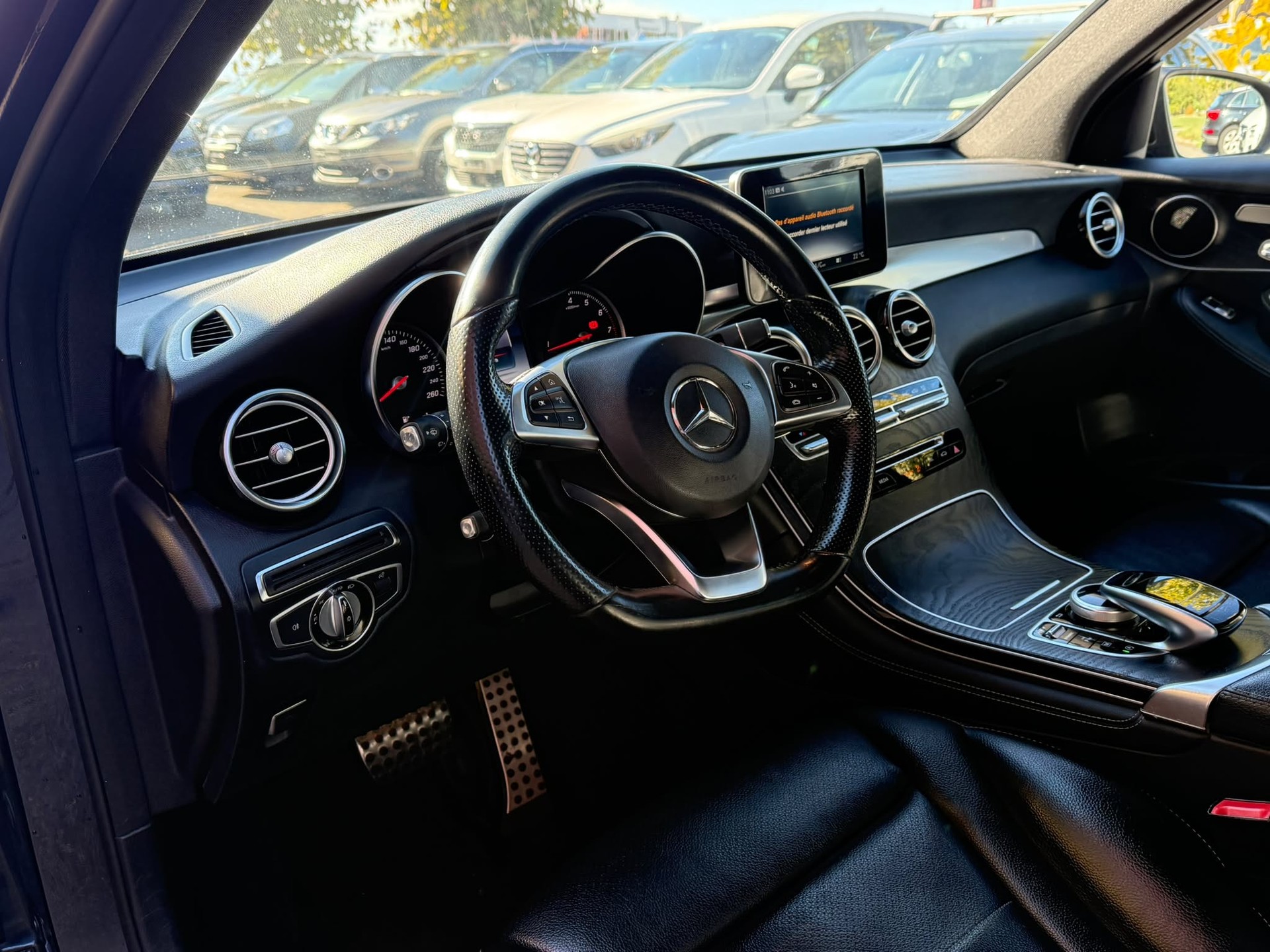 MERCEDES-BENZ GLC 250 4Matic 9G-Tronic-image-11