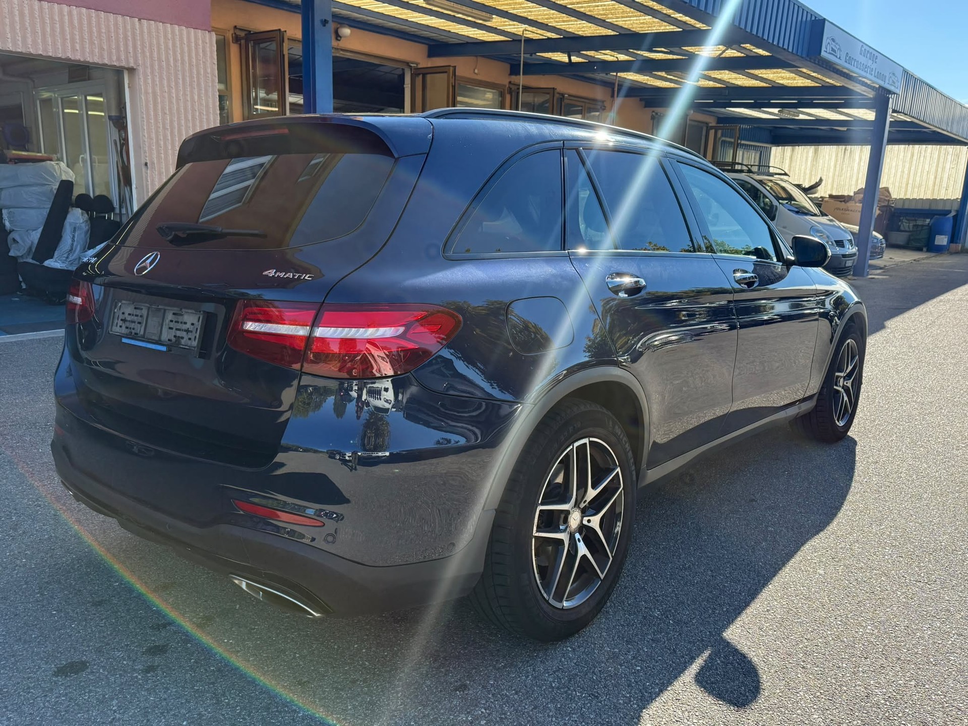 MERCEDES-BENZ GLC 250 4Matic 9G-Tronic-image-5