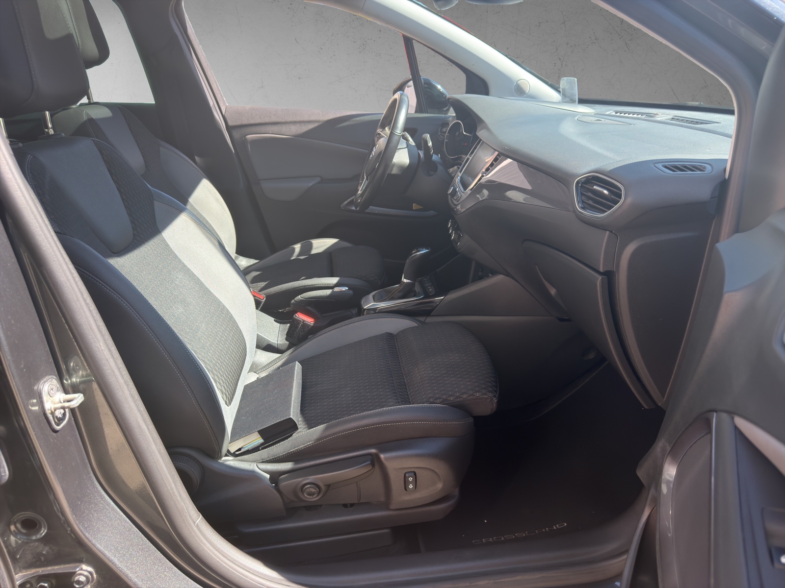 OPEL Crossland X 1.2i TP Ultimate Automatik-image-11