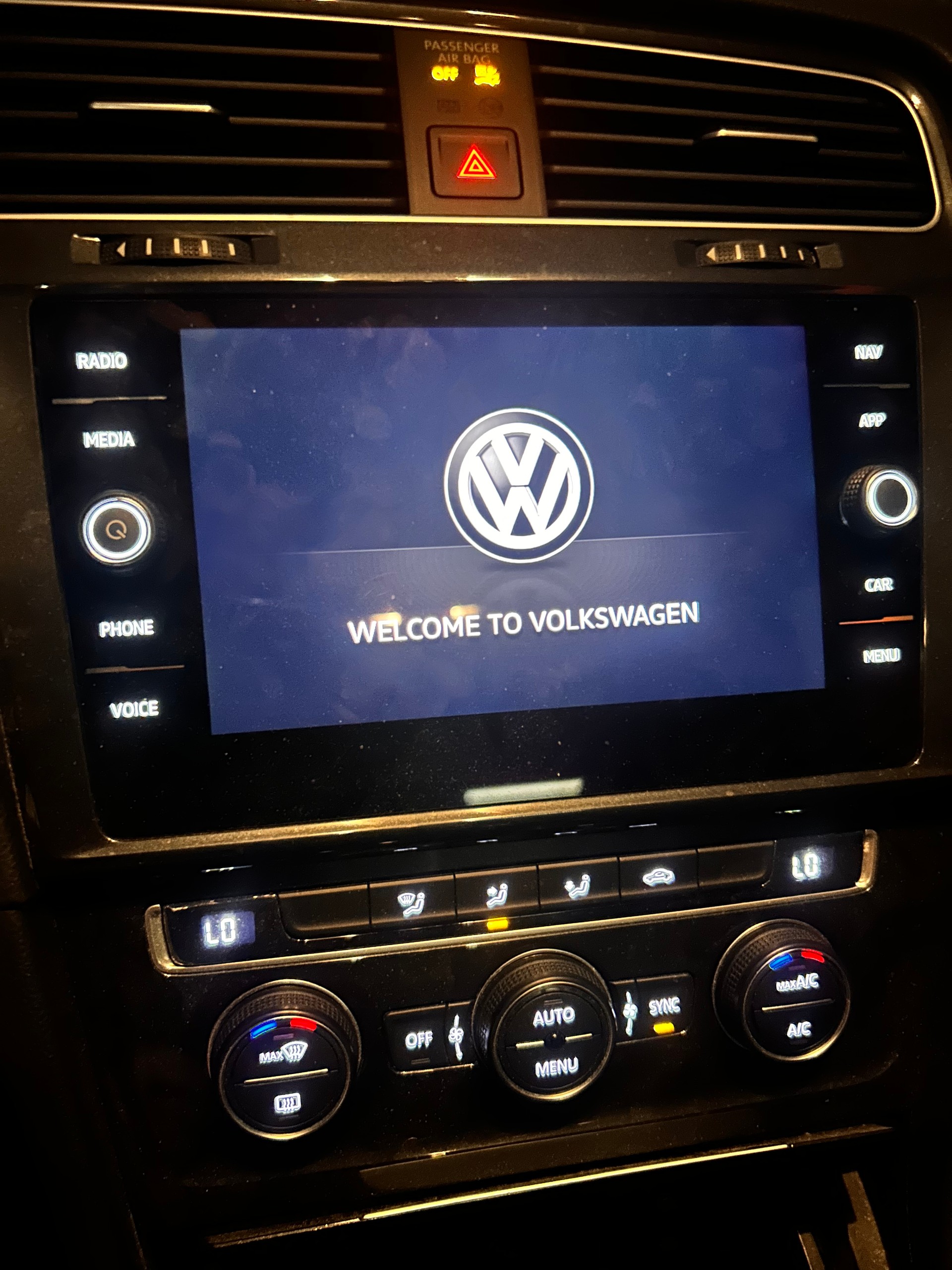 VW 1.0 TSI Trendline-image-3