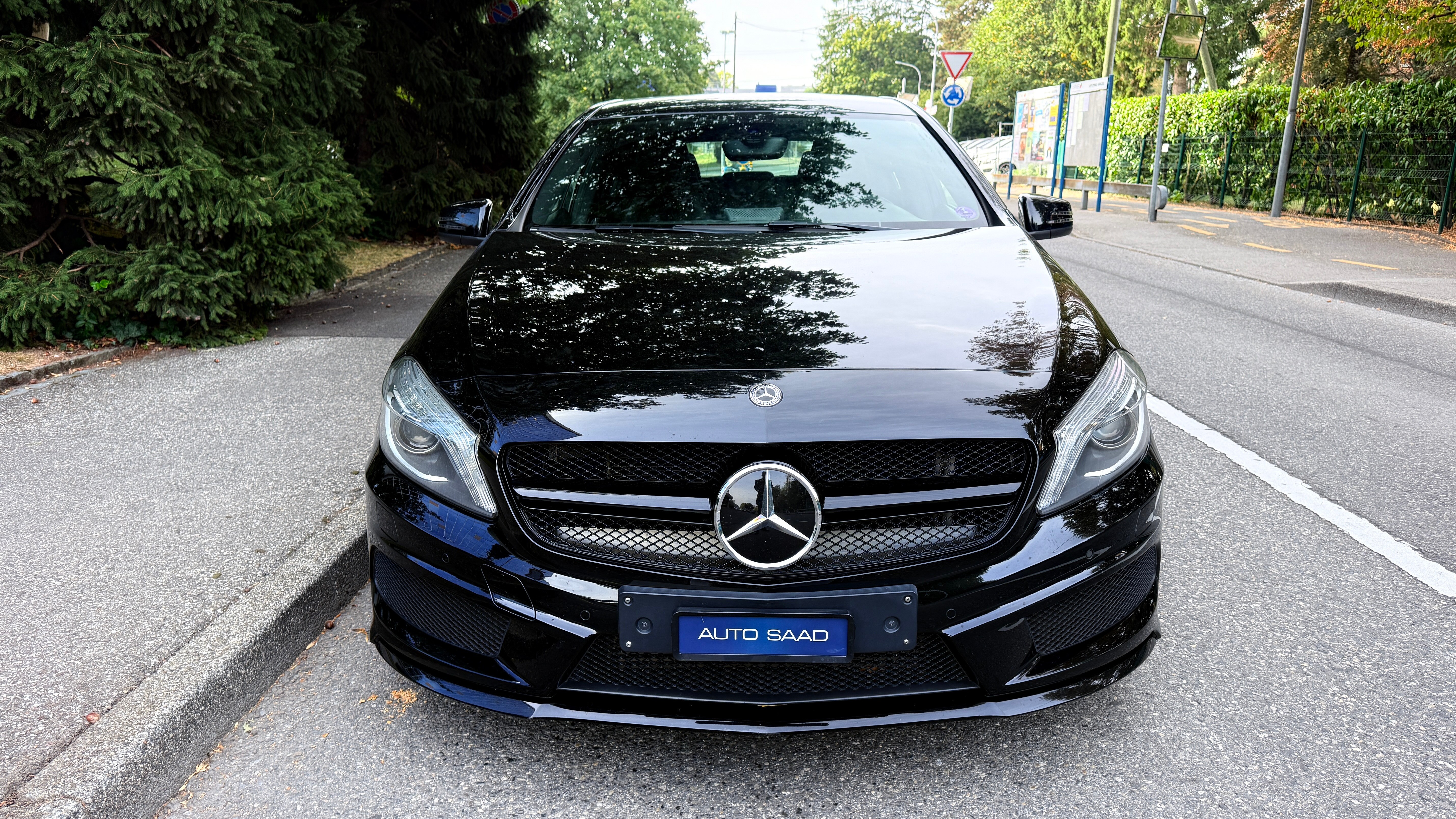 Car photo