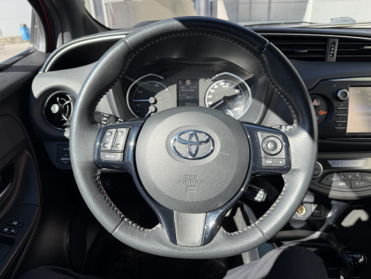 TOYOTA Yaris 1.5 Hybrid Comfort-image-8