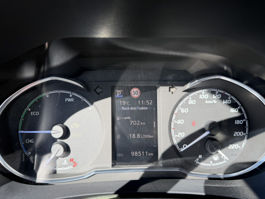 TOYOTA Yaris 1.5 Hybrid Comfort-image-10