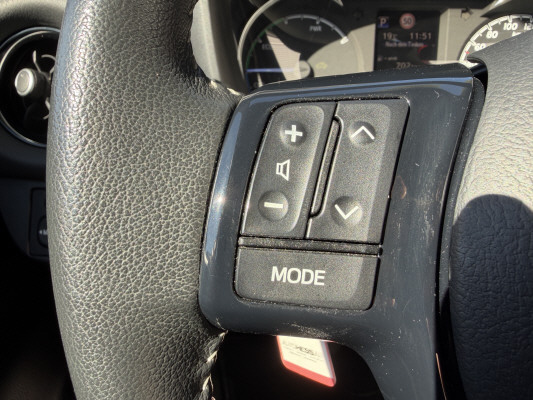 TOYOTA Yaris 1.5 Hybrid Comfort-image-9
