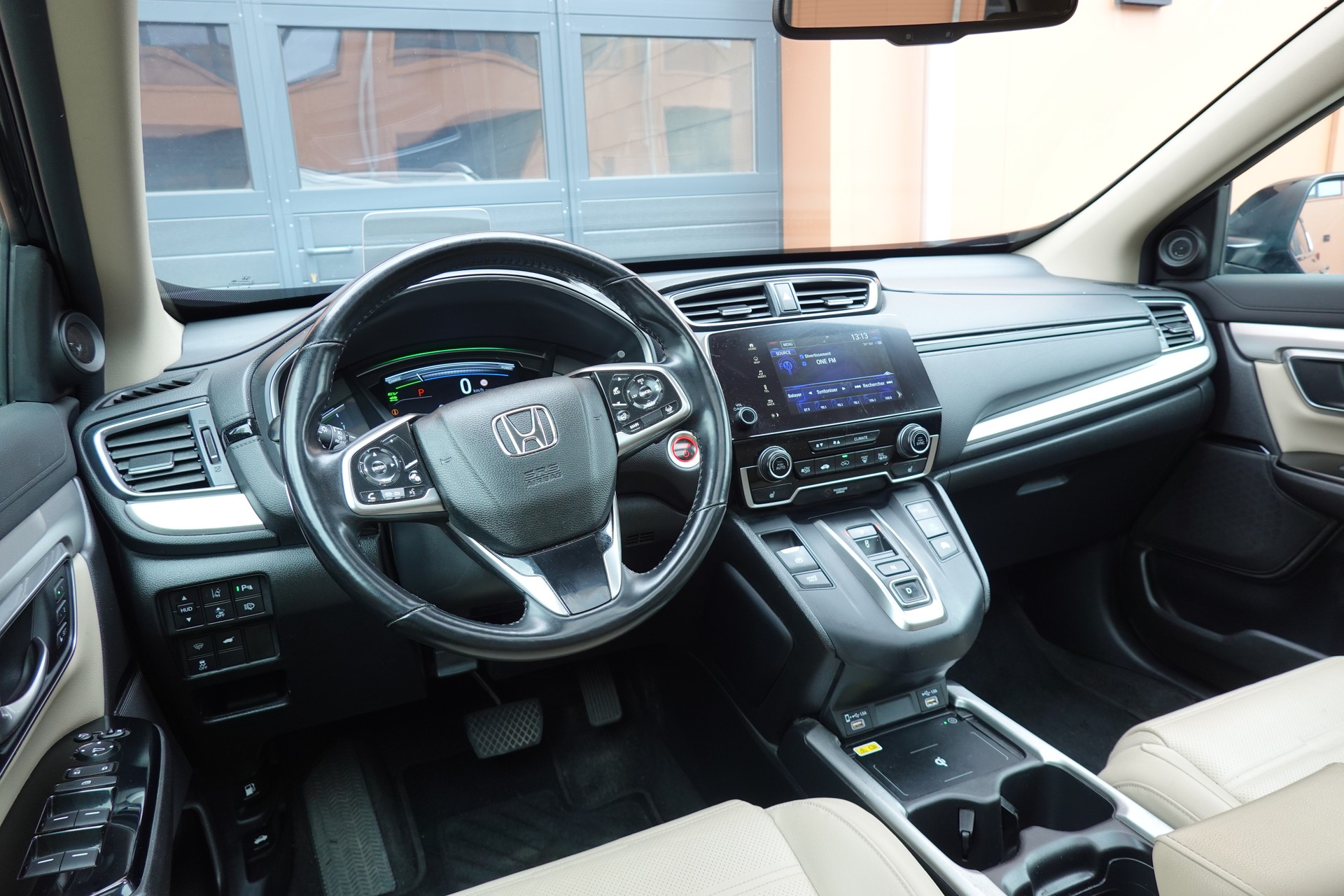 HONDA CR-V 2.0i MMD Hybrid Executive 4WD "* CH Auto * Tempomat * Camera recul * Sièges Electriques/mémoire * Toit Ouvrant * GPS *"-image-12