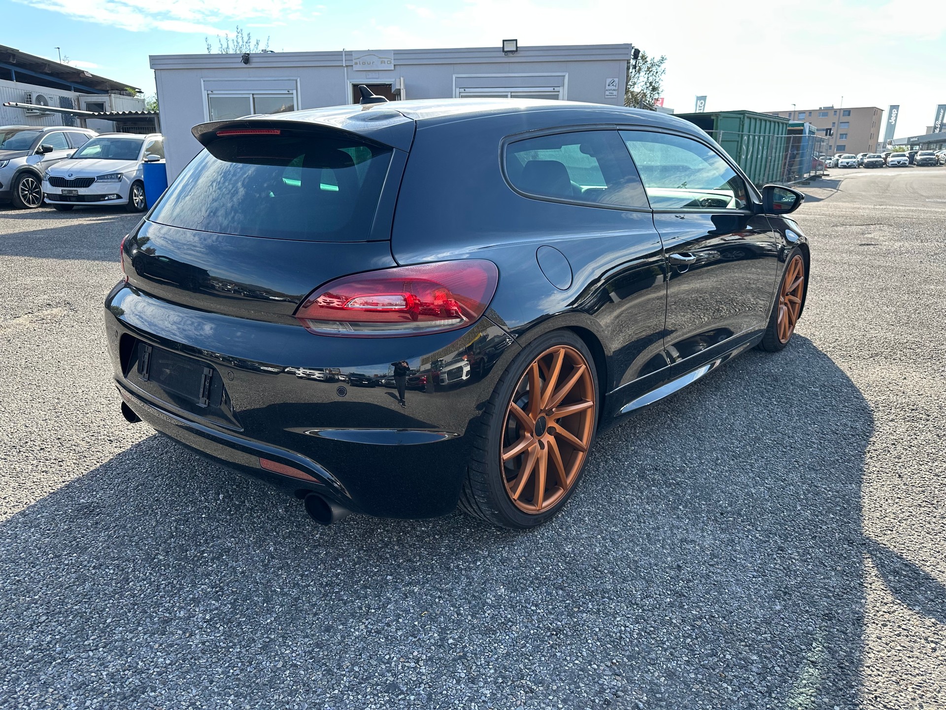 VW Scirocco 2.0 TSI R-image-4