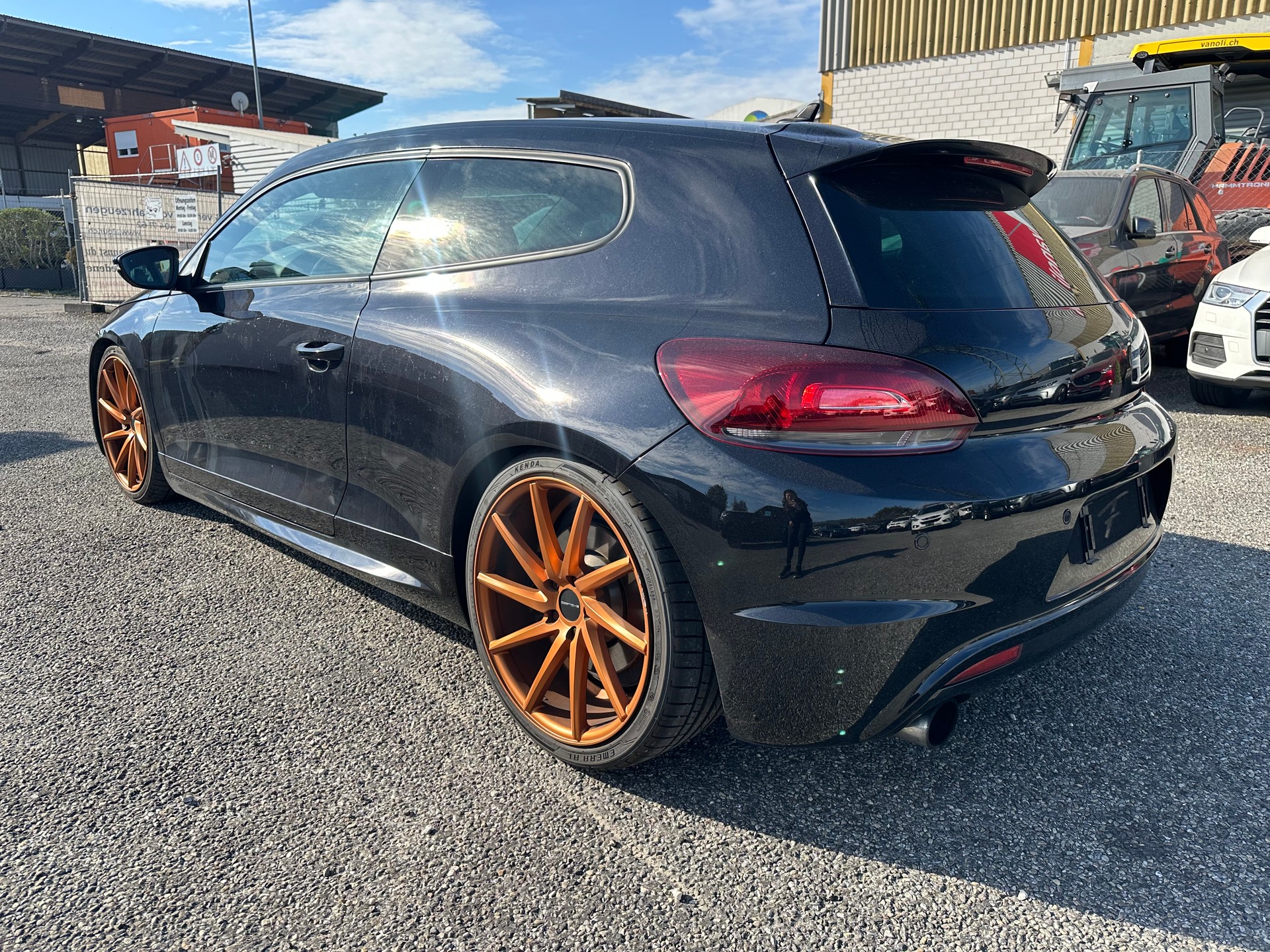 VW Scirocco 2.0 TSI R-image-2