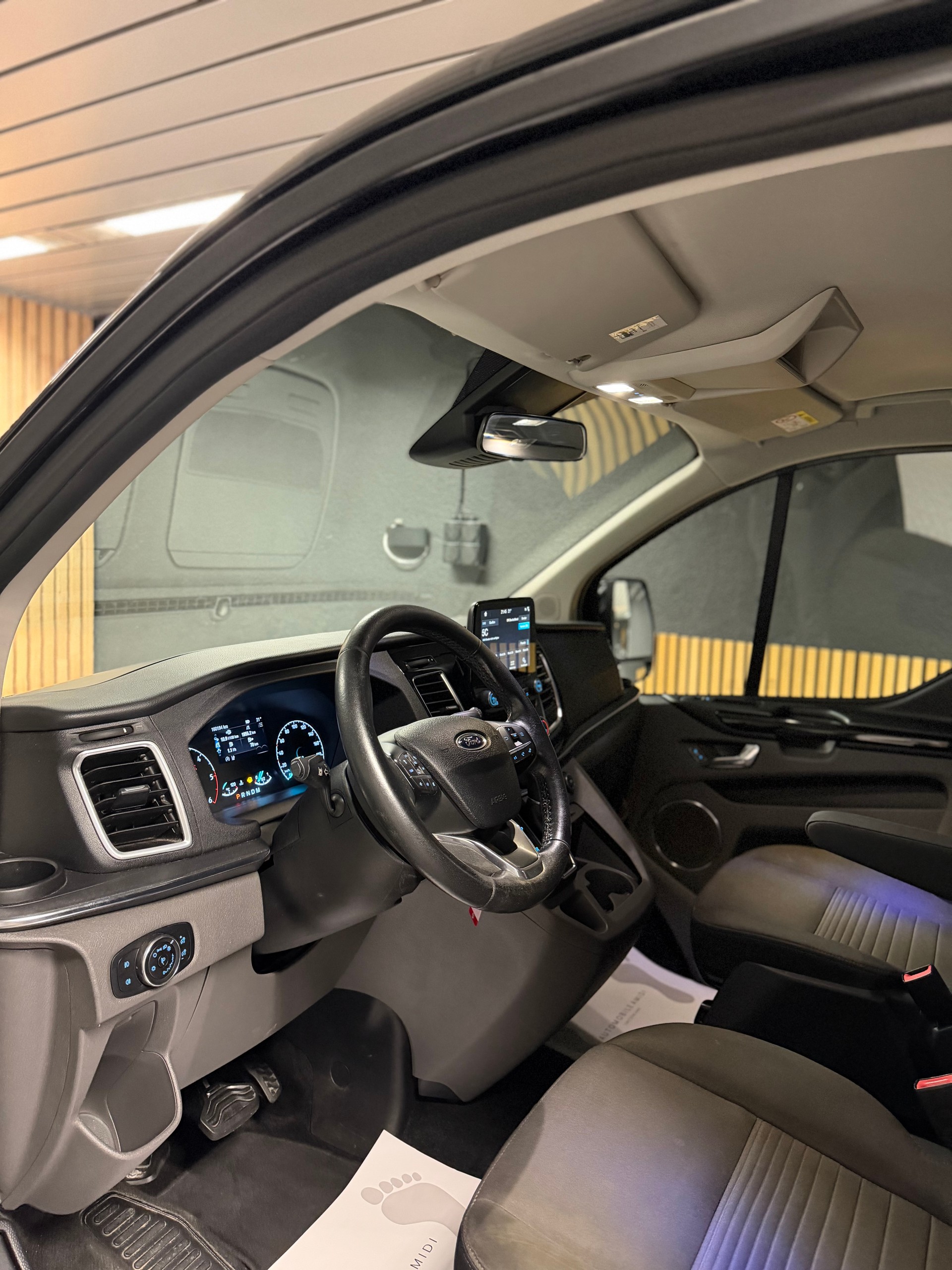 FORD Tourneo Custom 310 L1H1 Titanium SelectShift A, Anhängerkupplung! Dachträger!-image-6