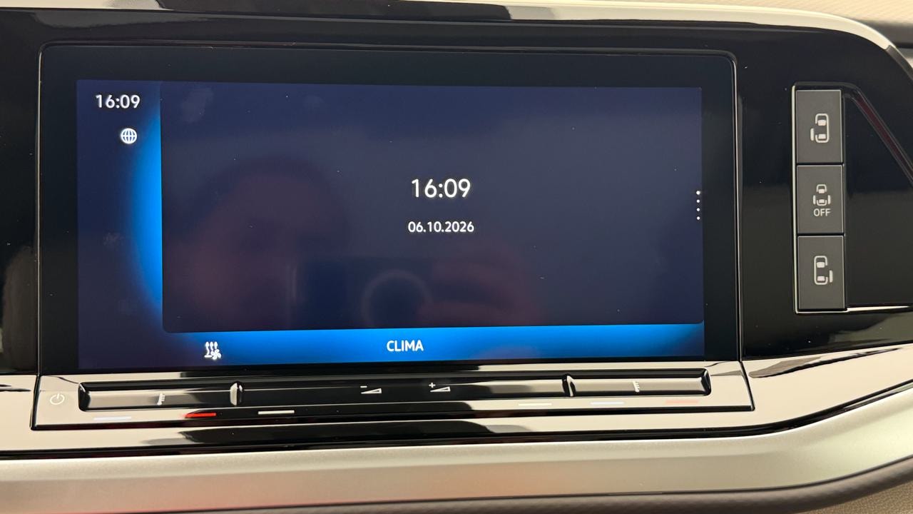 VW Multivan 1.5 eHybrid Life Edition Lang DSG-image-7