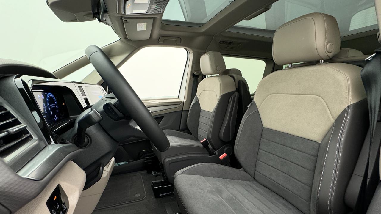 VW Multivan 1.5 eHybrid Life Edition Lang DSG-image-4