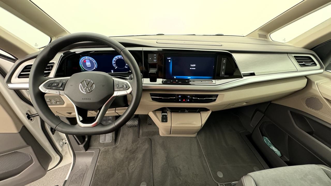 VW Multivan 1.5 eHybrid Life Edition Lang DSG-image-5