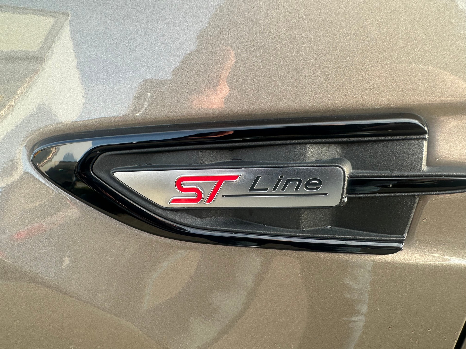 FORD Kuga 2.0 TDCi 150 ST-Line FPS-image-10