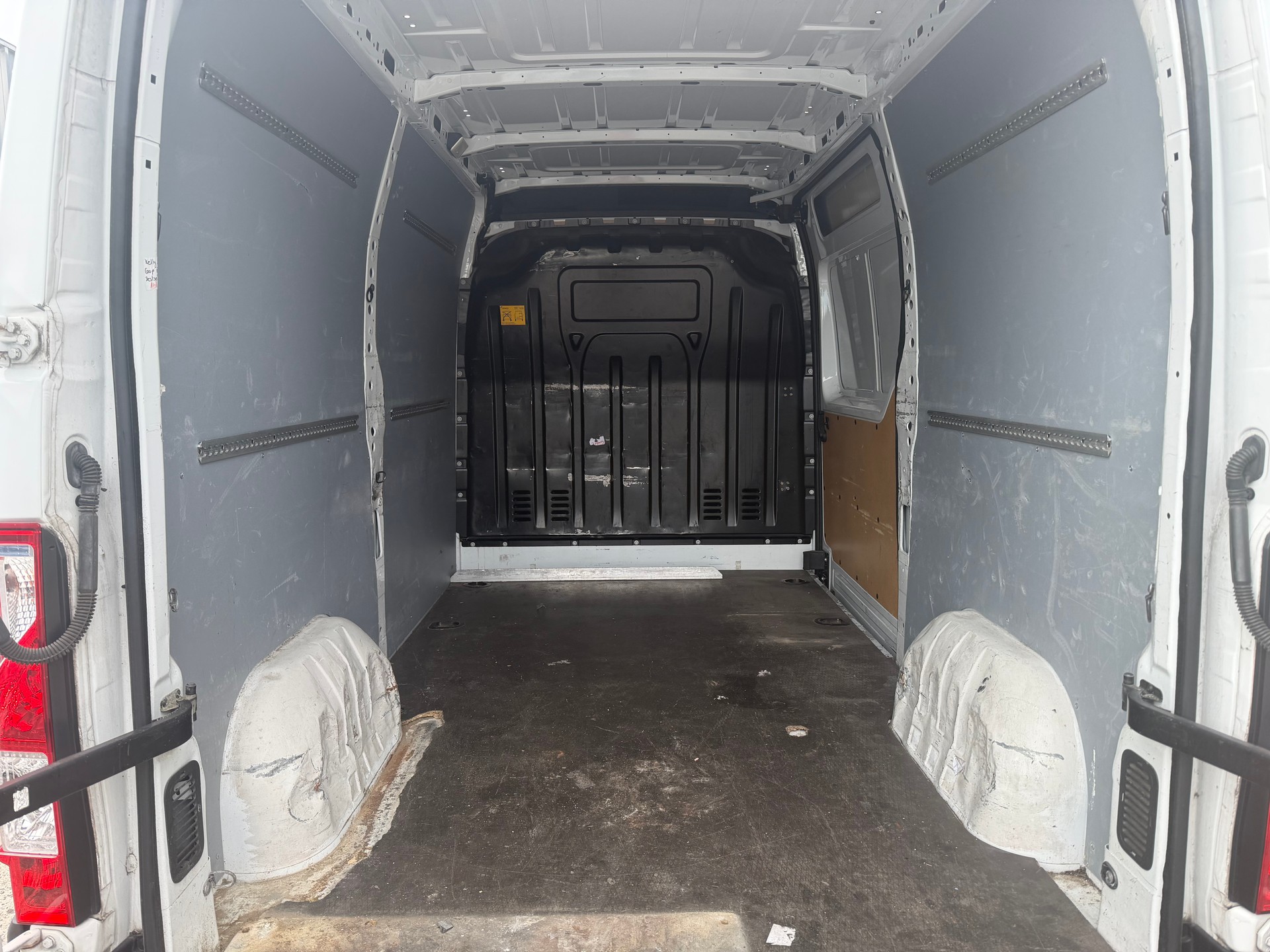 OPEL Movano 2.3 CDTI 3.5t L2H2-image-15