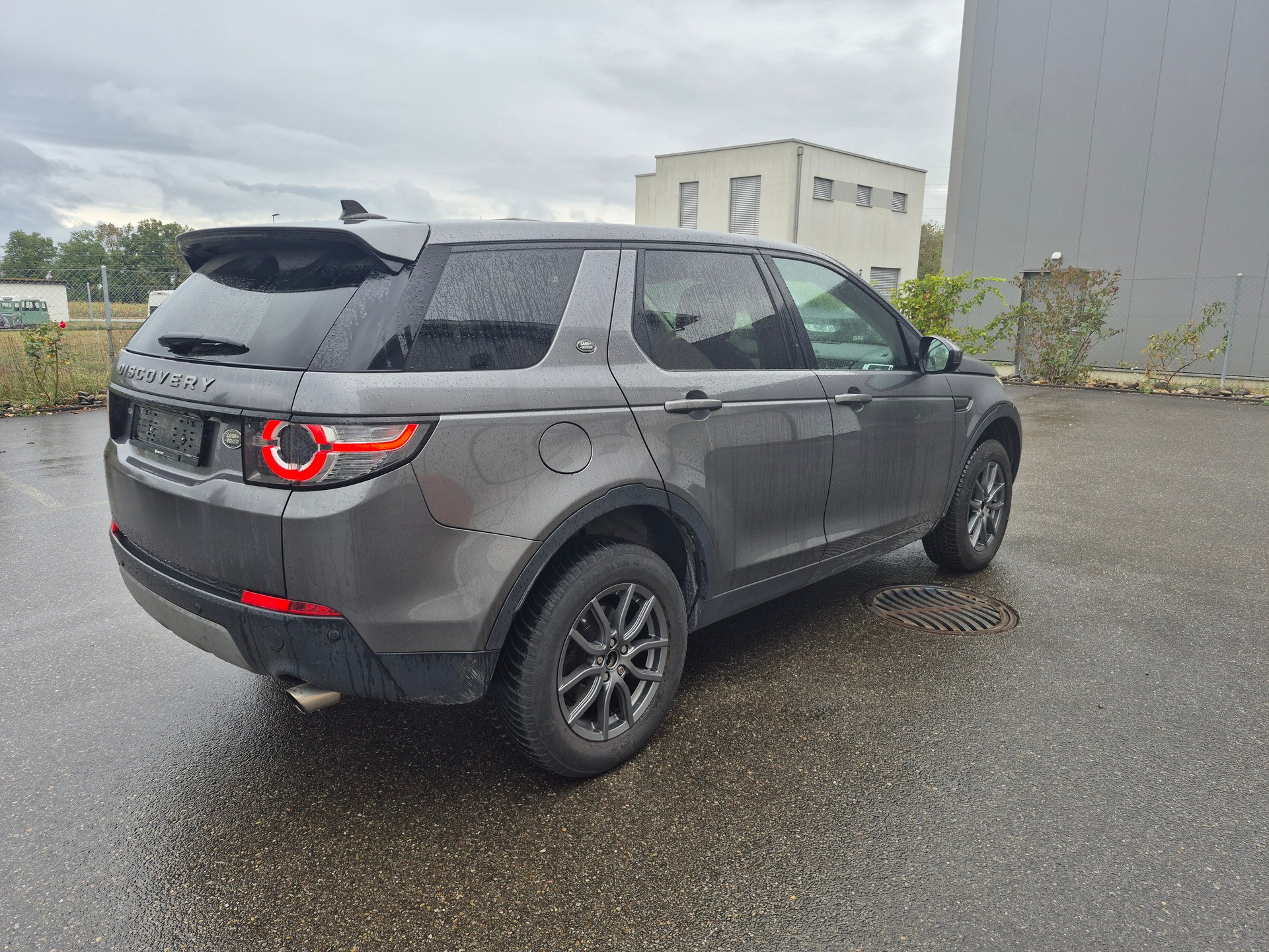 LAND ROVER Discovery Sport 2.0 TD4 Pure AT9-image-3
