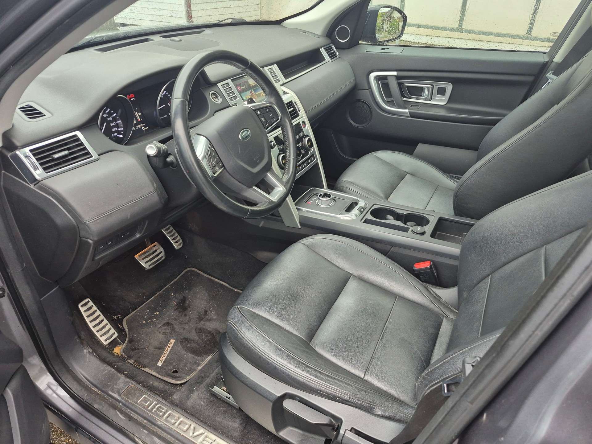 LAND ROVER Discovery Sport 2.0 TD4 Pure AT9-image-7