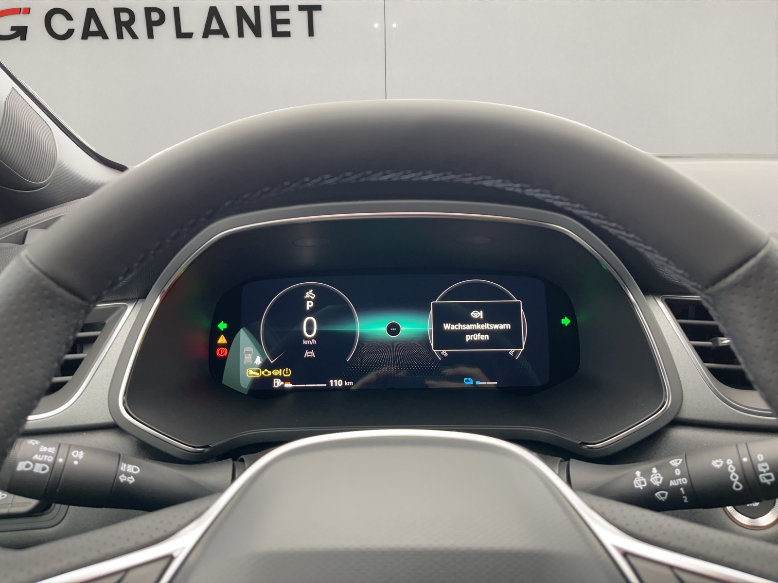 RENAULT Captur 1.8 E-Tech techno-image-10