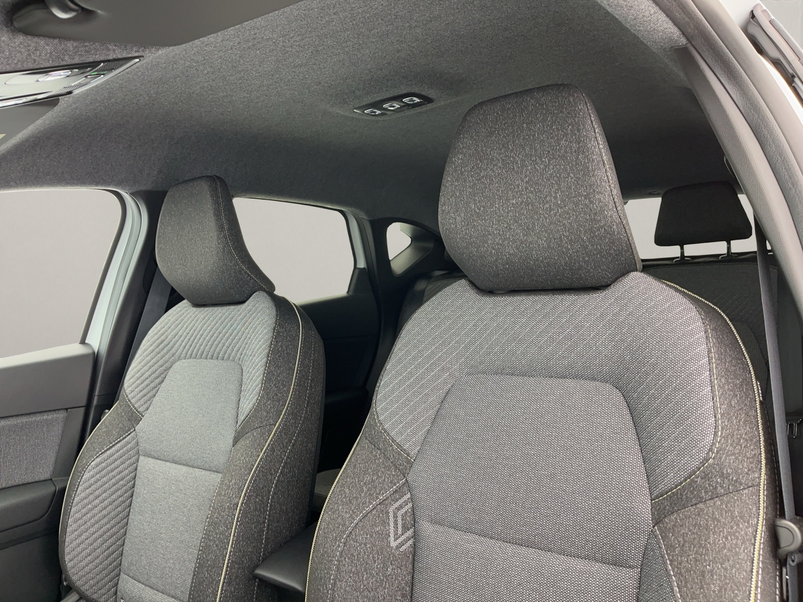 RENAULT Captur 1.8 E-Tech techno-image-14