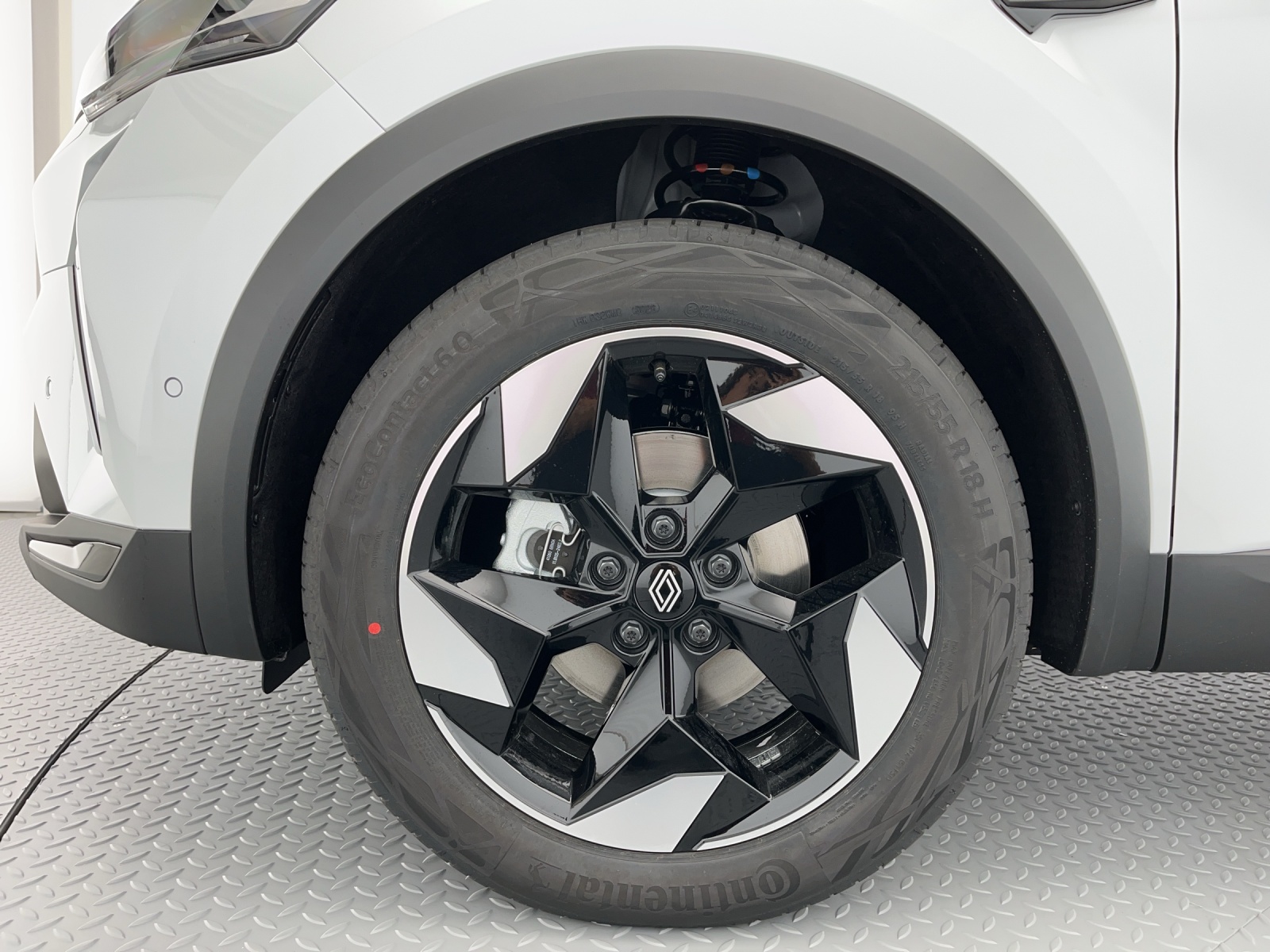 RENAULT Captur 1.8 E-Tech techno-image-5