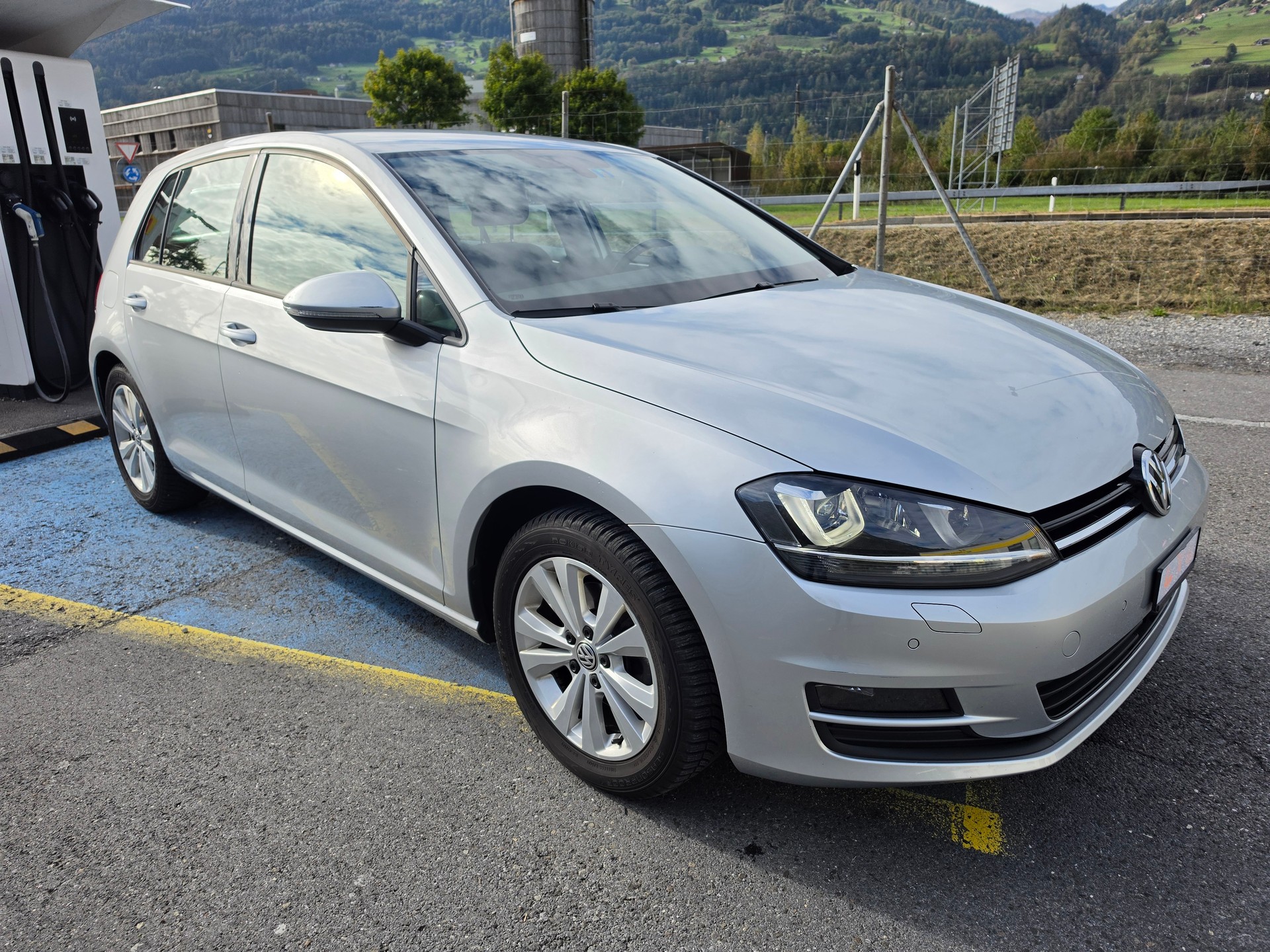 VW Golf 1.6 TDI Comfortline 4Motion-image-4