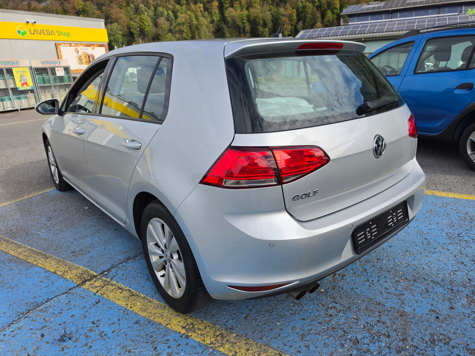 VW Golf 1.6 TDI Comfortline 4Motion-image-1