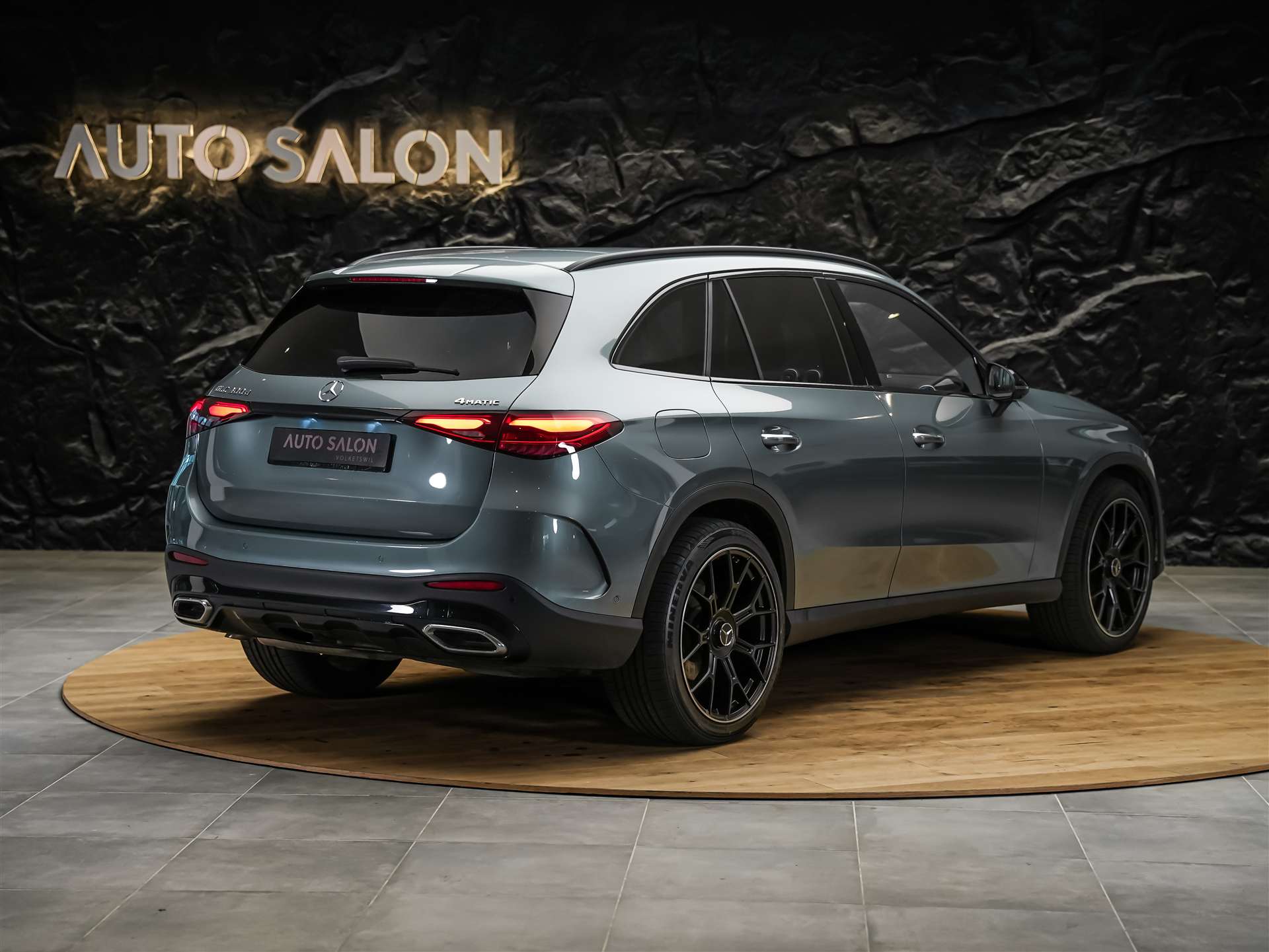 MERCEDES-BENZ GLC 300 d 4Matic AMG Line 9G-Tronic *21" Felgen*Digital Light*AHK*-image-4