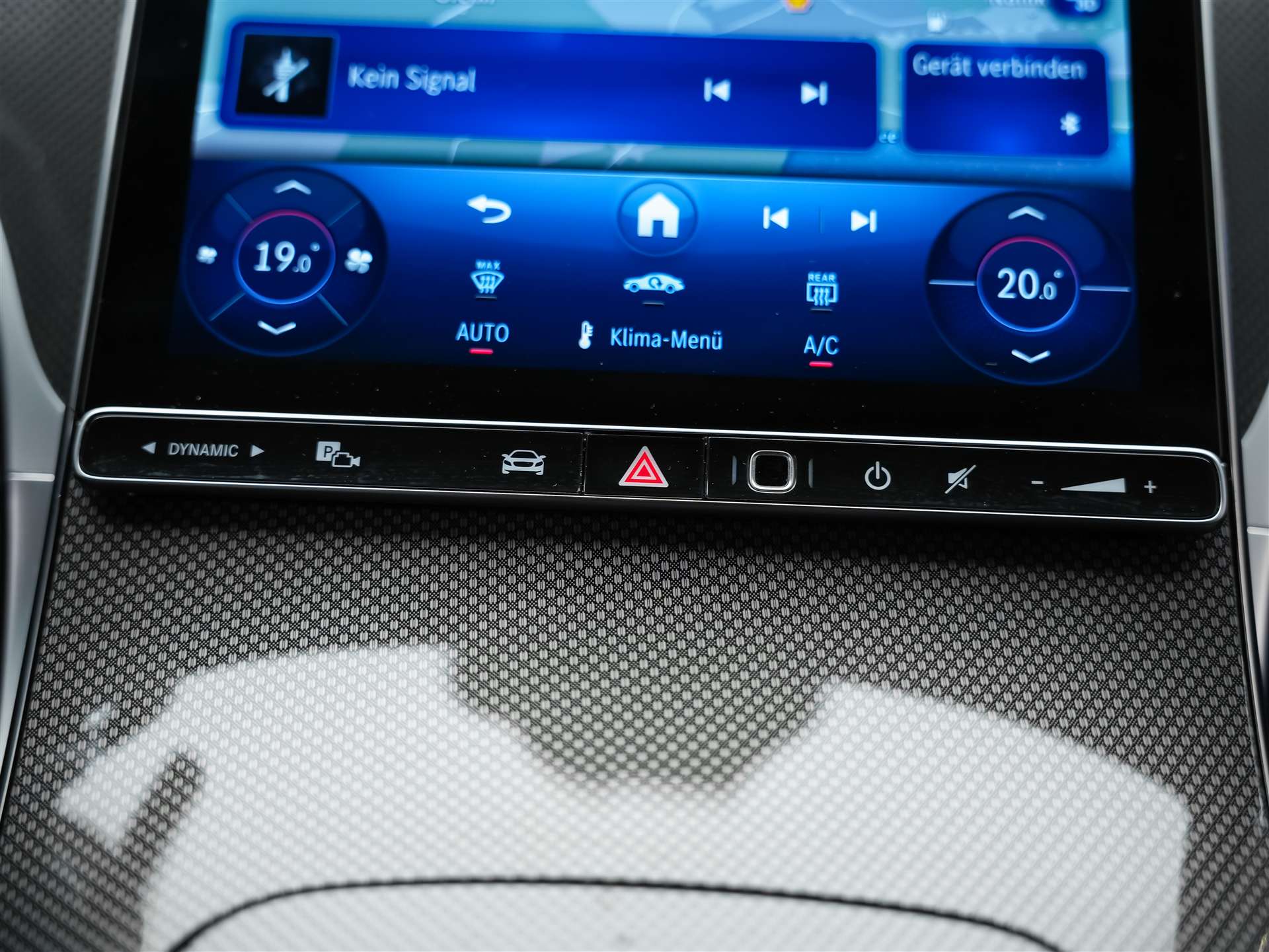 MERCEDES-BENZ GLC 300 d 4Matic AMG Line 9G-Tronic *21" Felgen*Digital Light*AHK*-image-20