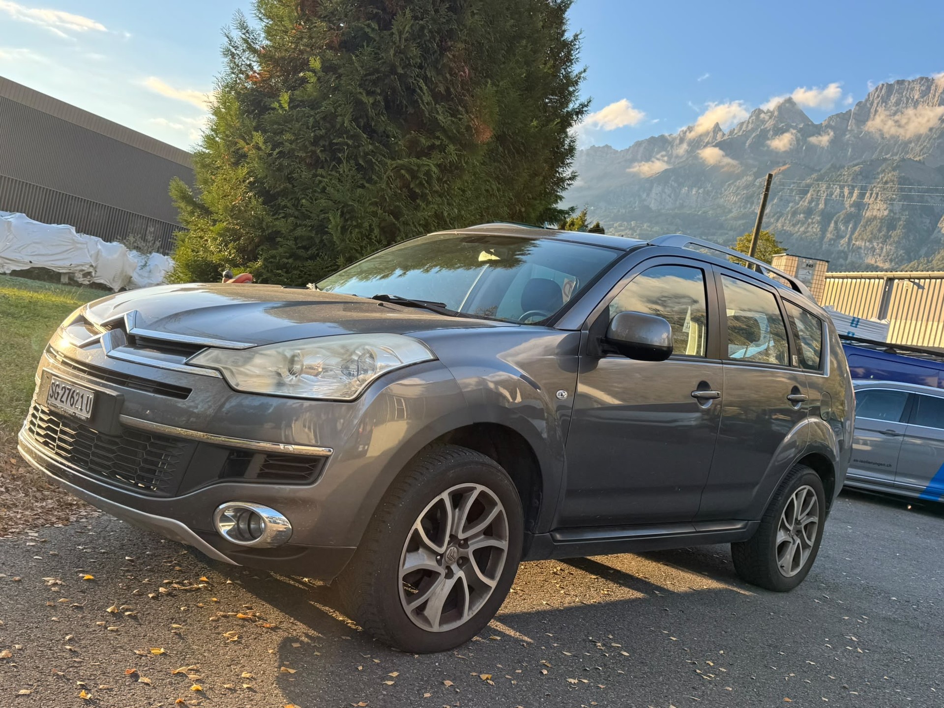 CITROEN C-Crosser 2.2 HDi Exclusive DCS6-image-8