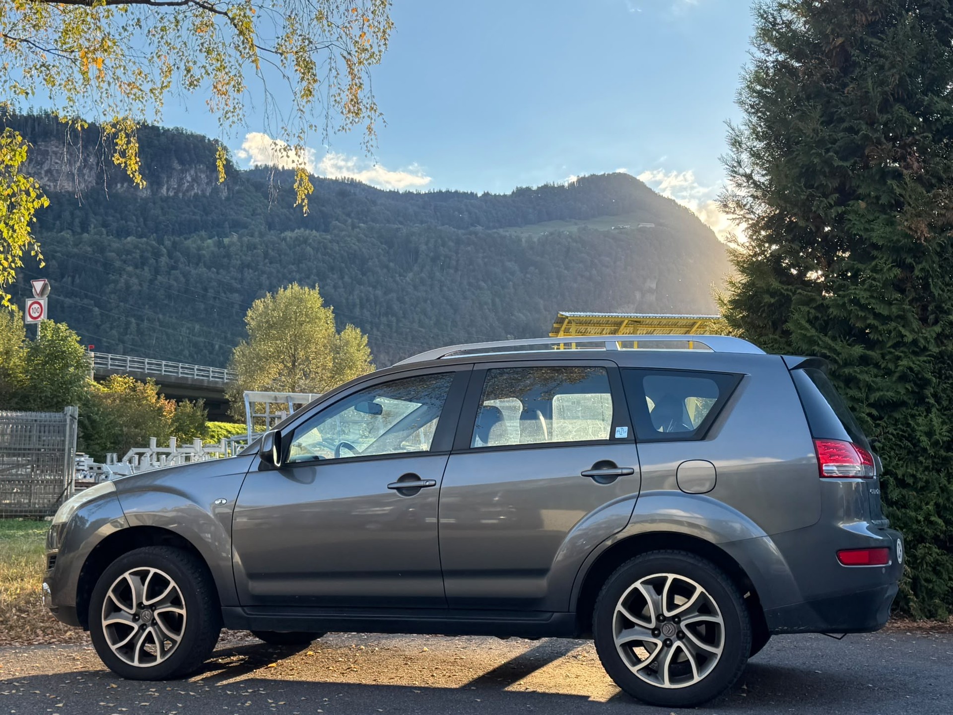 CITROEN C-Crosser 2.2 HDi Exclusive DCS6-image-15