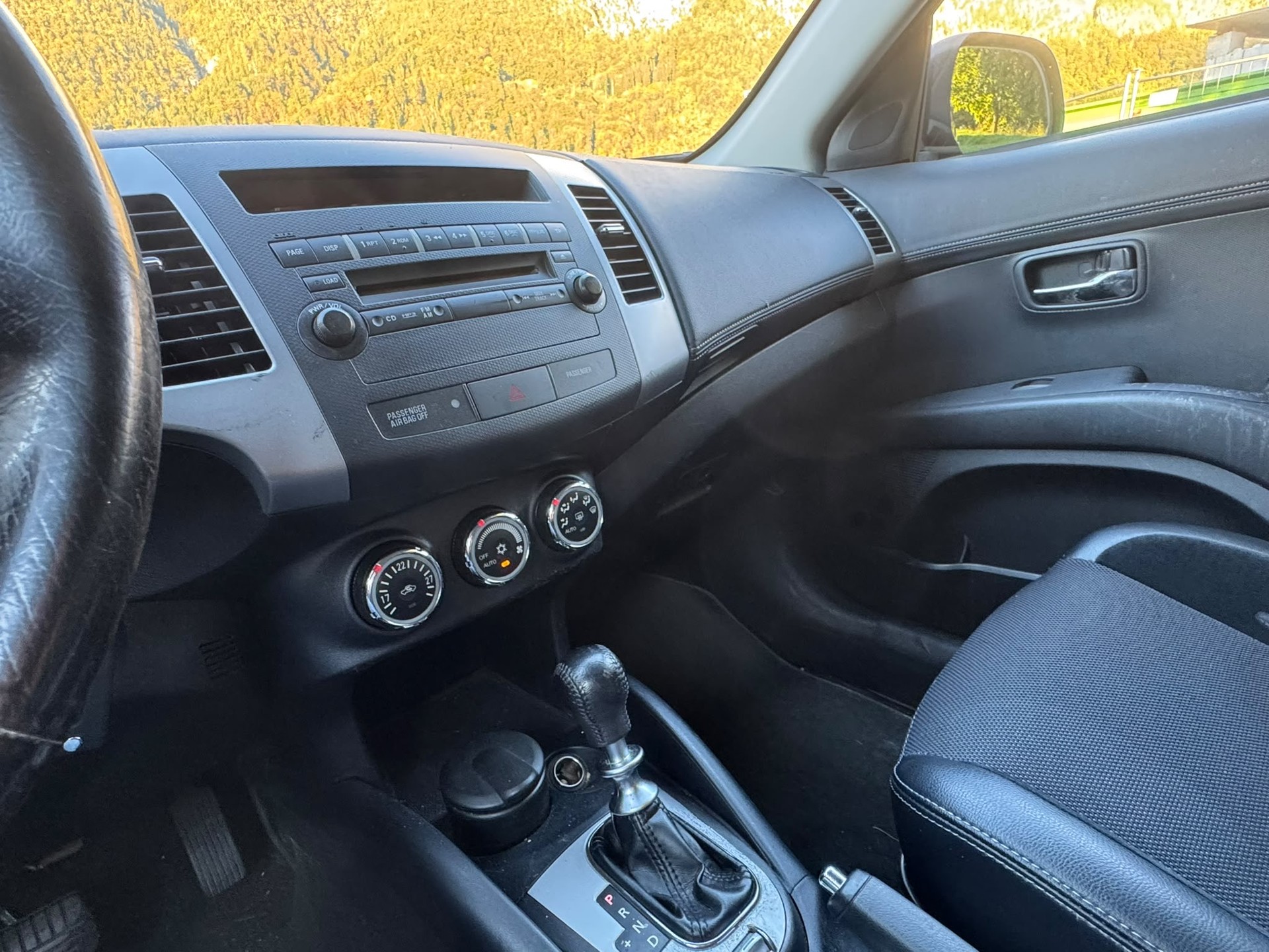 CITROEN C-Crosser 2.2 HDi Exclusive DCS6-image-10
