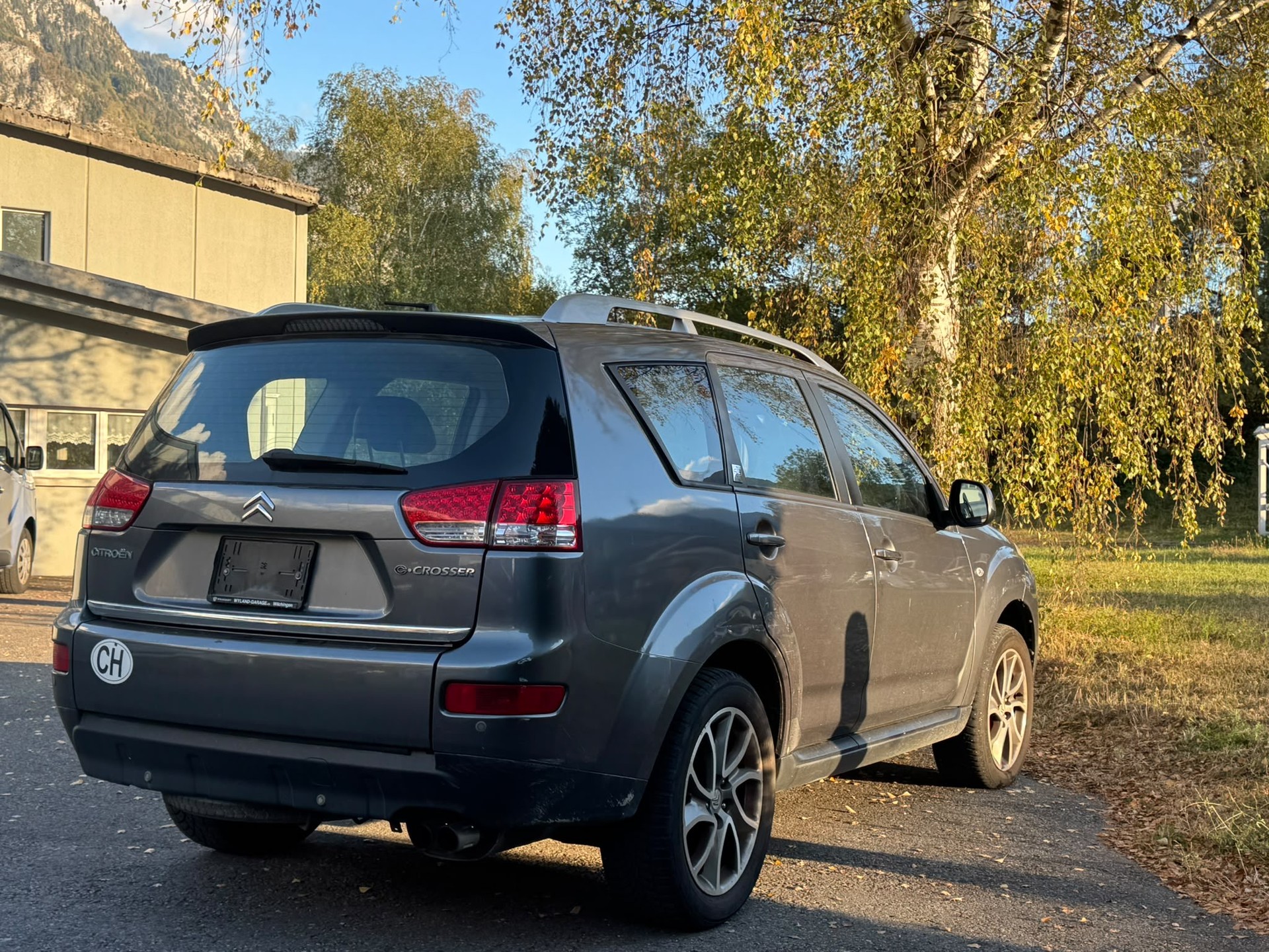 CITROEN C-Crosser 2.2 HDi Exclusive DCS6-image-3
