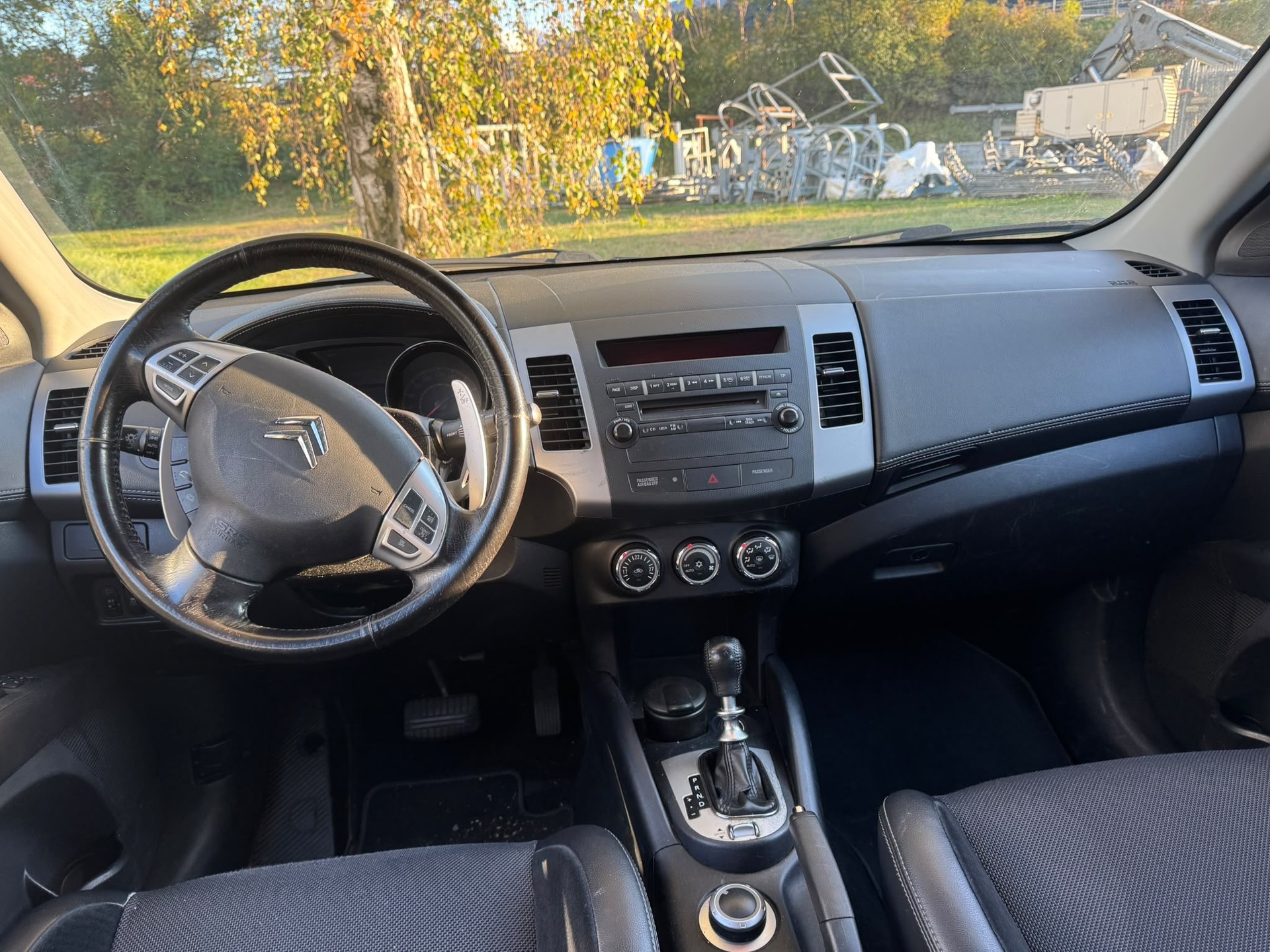 CITROEN C-Crosser 2.2 HDi Exclusive DCS6-image-12