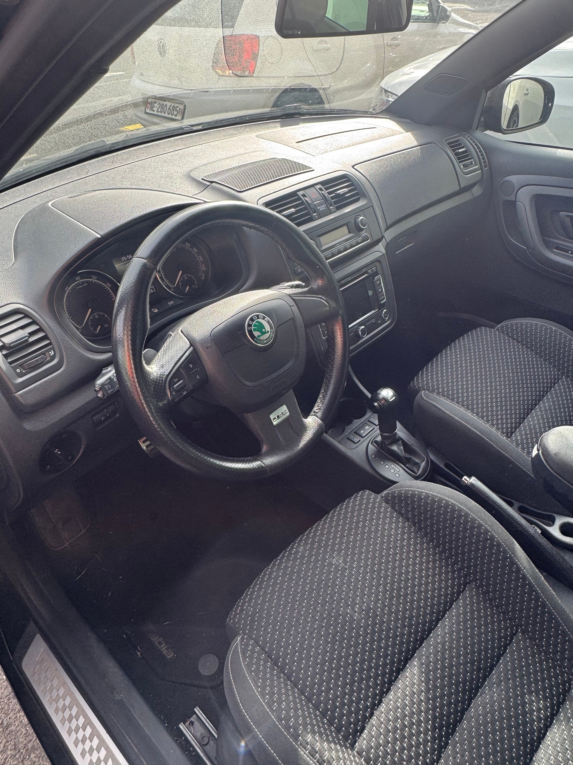 SKODA Fabia 1.4 TSI RS DSG-image-6