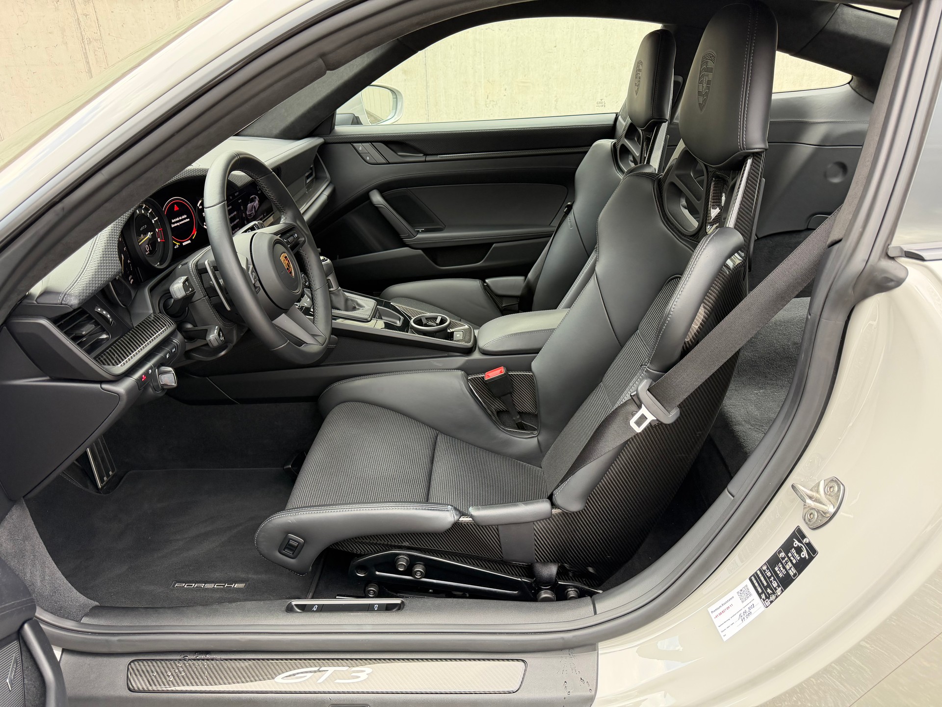 PORSCHE 911 GT3 Touring PDK-image-10