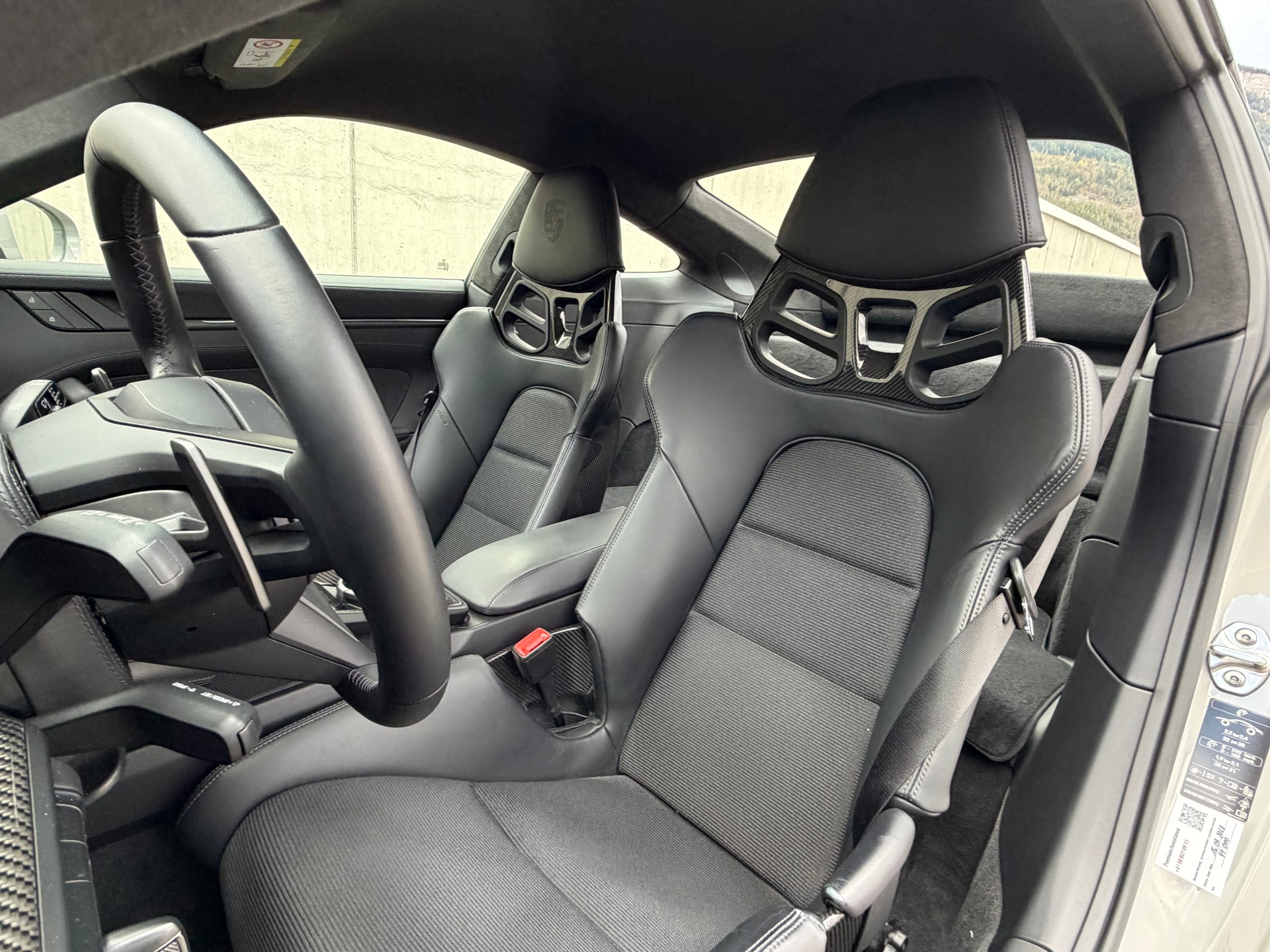 PORSCHE 911 GT3 Touring PDK-image-12