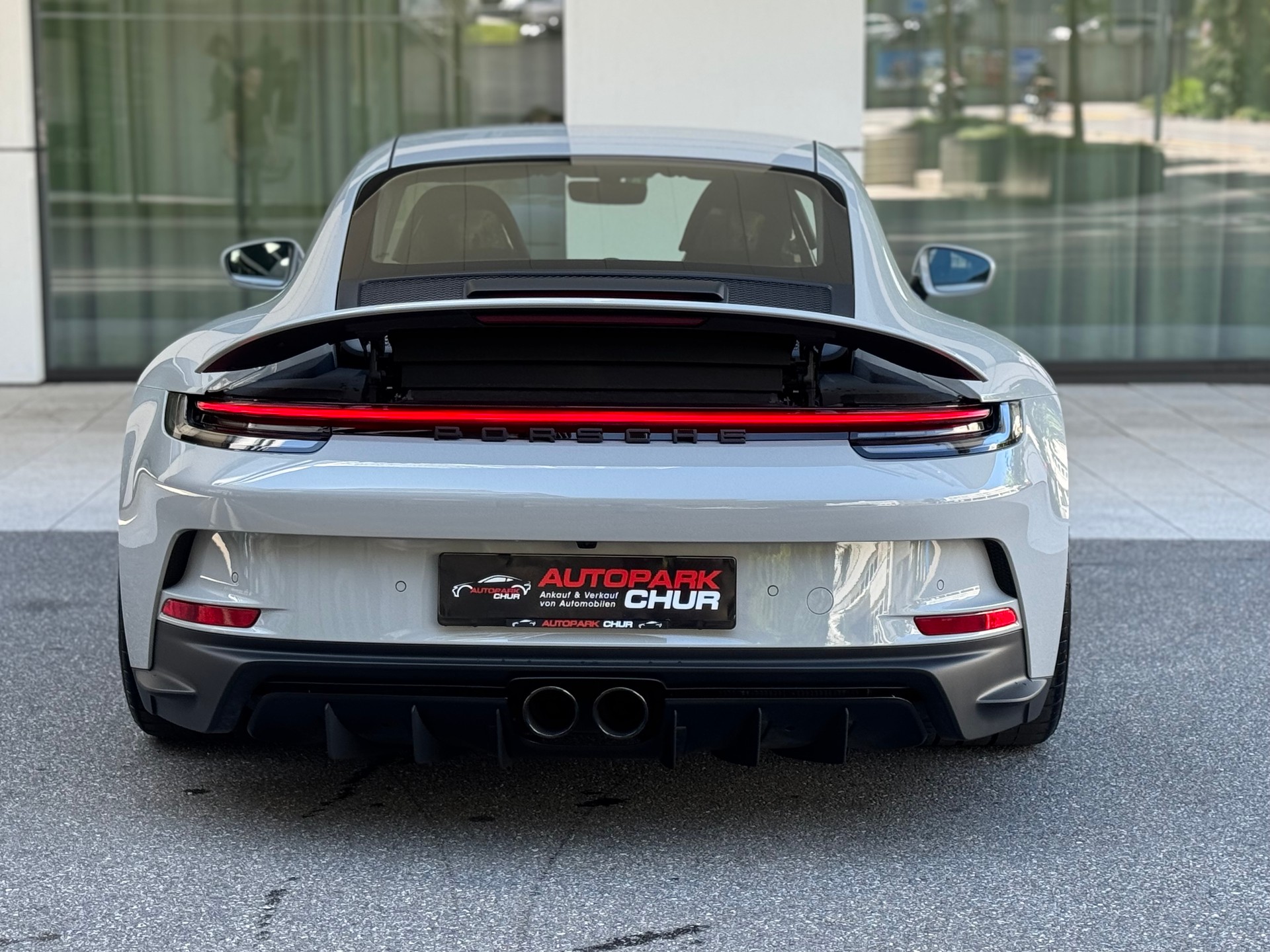 PORSCHE 911 GT3 Touring PDK-image-3