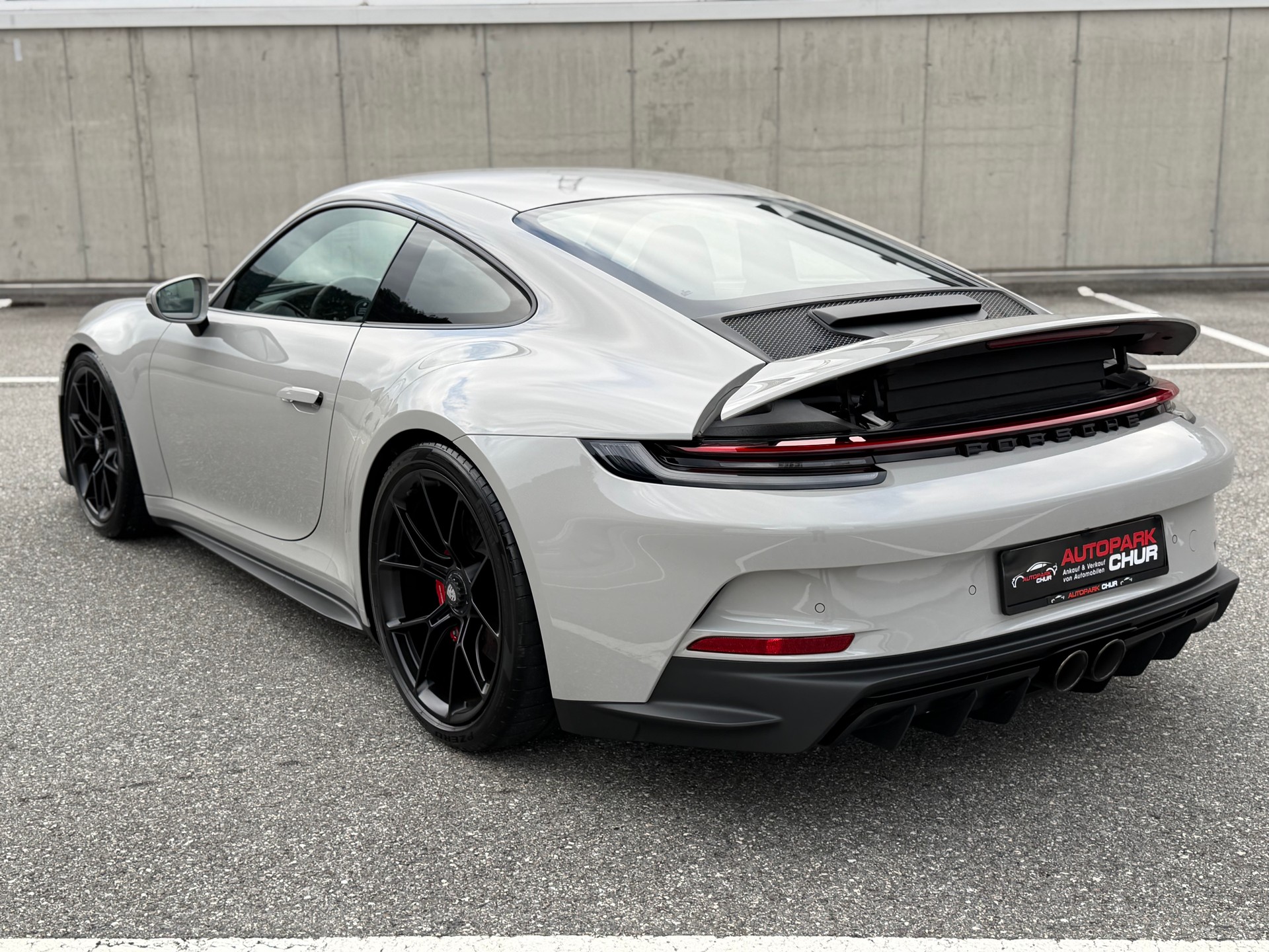 PORSCHE 911 GT3 Touring PDK-image-6