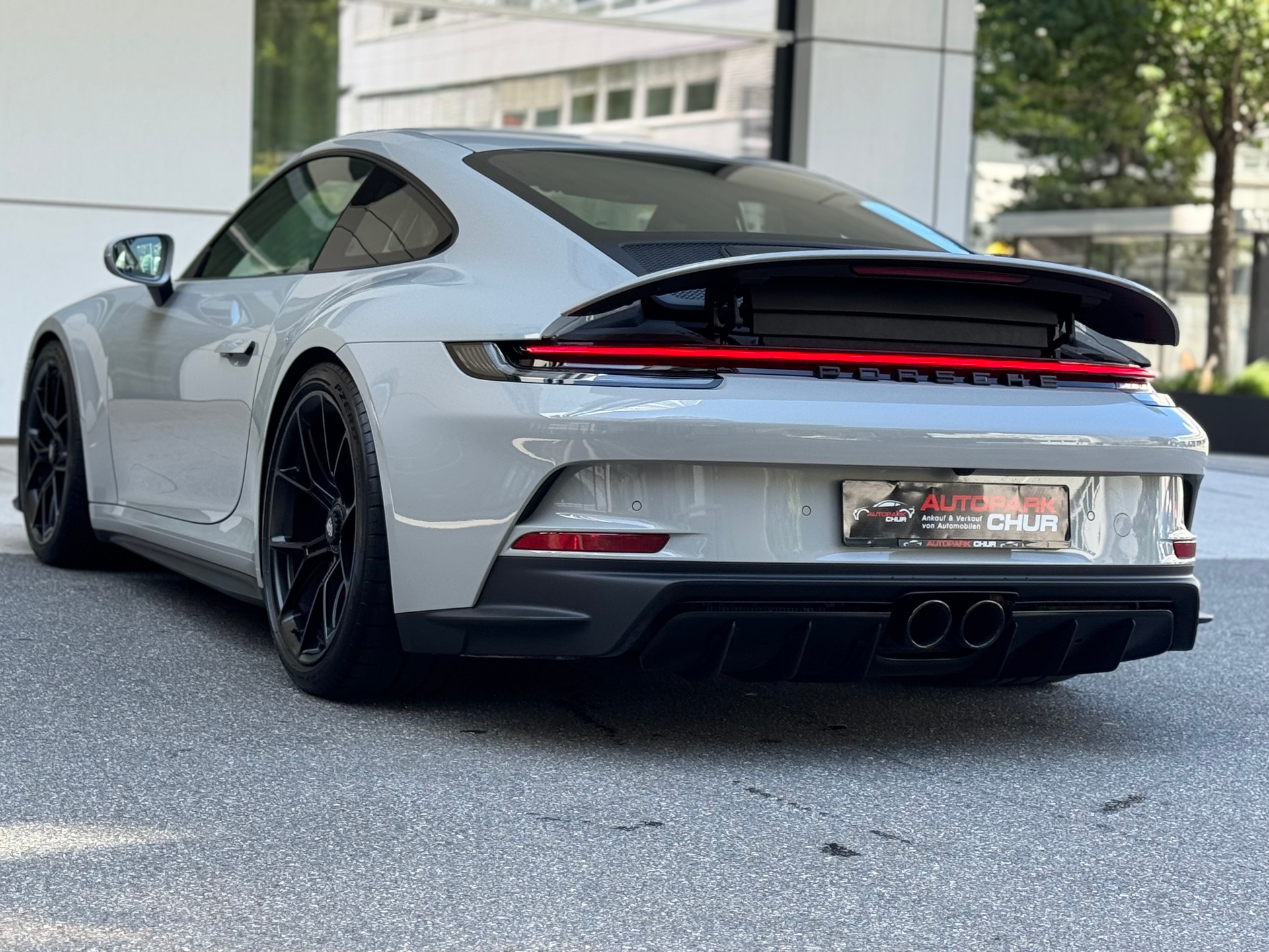 PORSCHE 911 GT3 Touring PDK-image-2