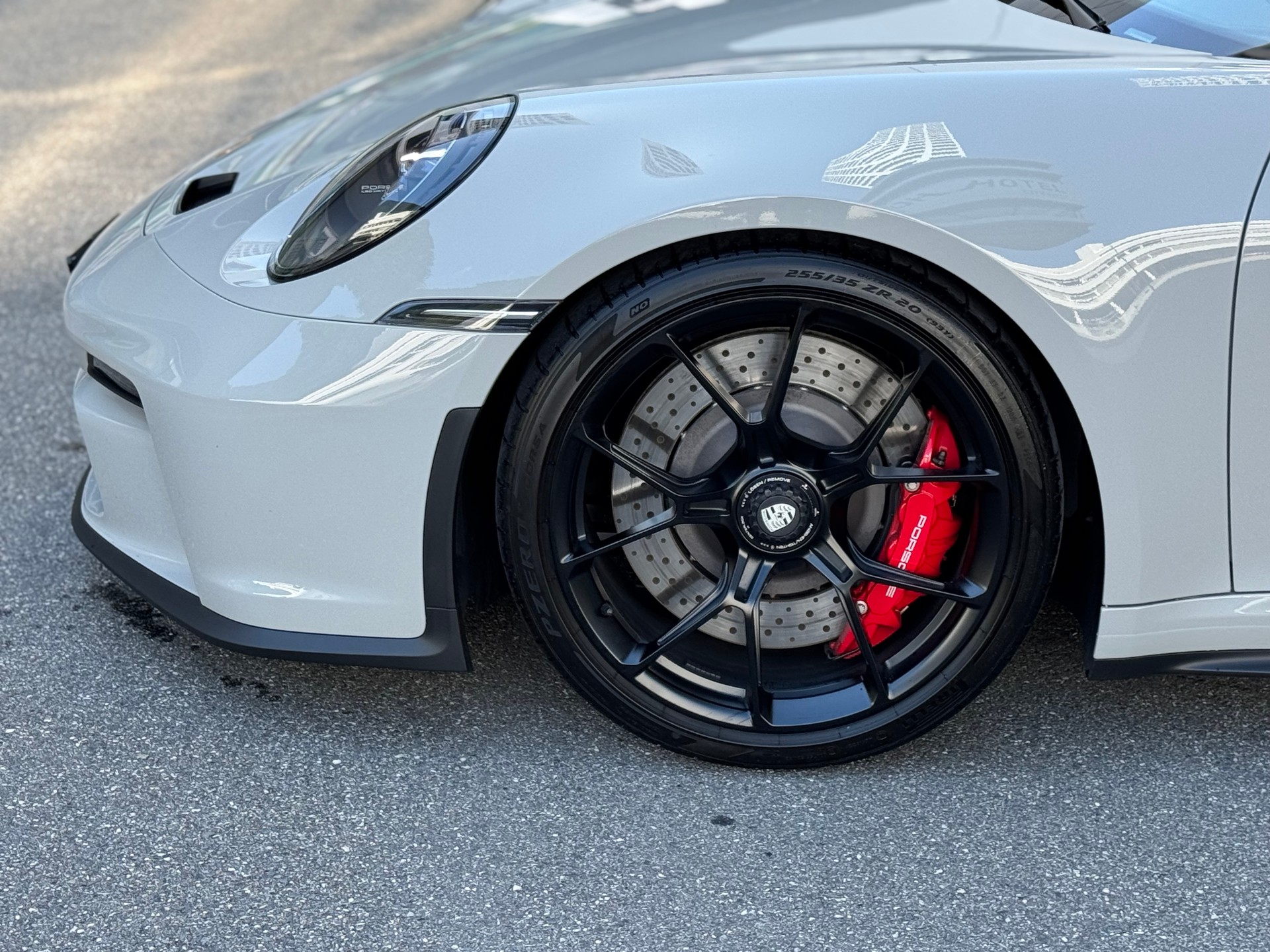 PORSCHE 911 GT3 Touring PDK-image-5